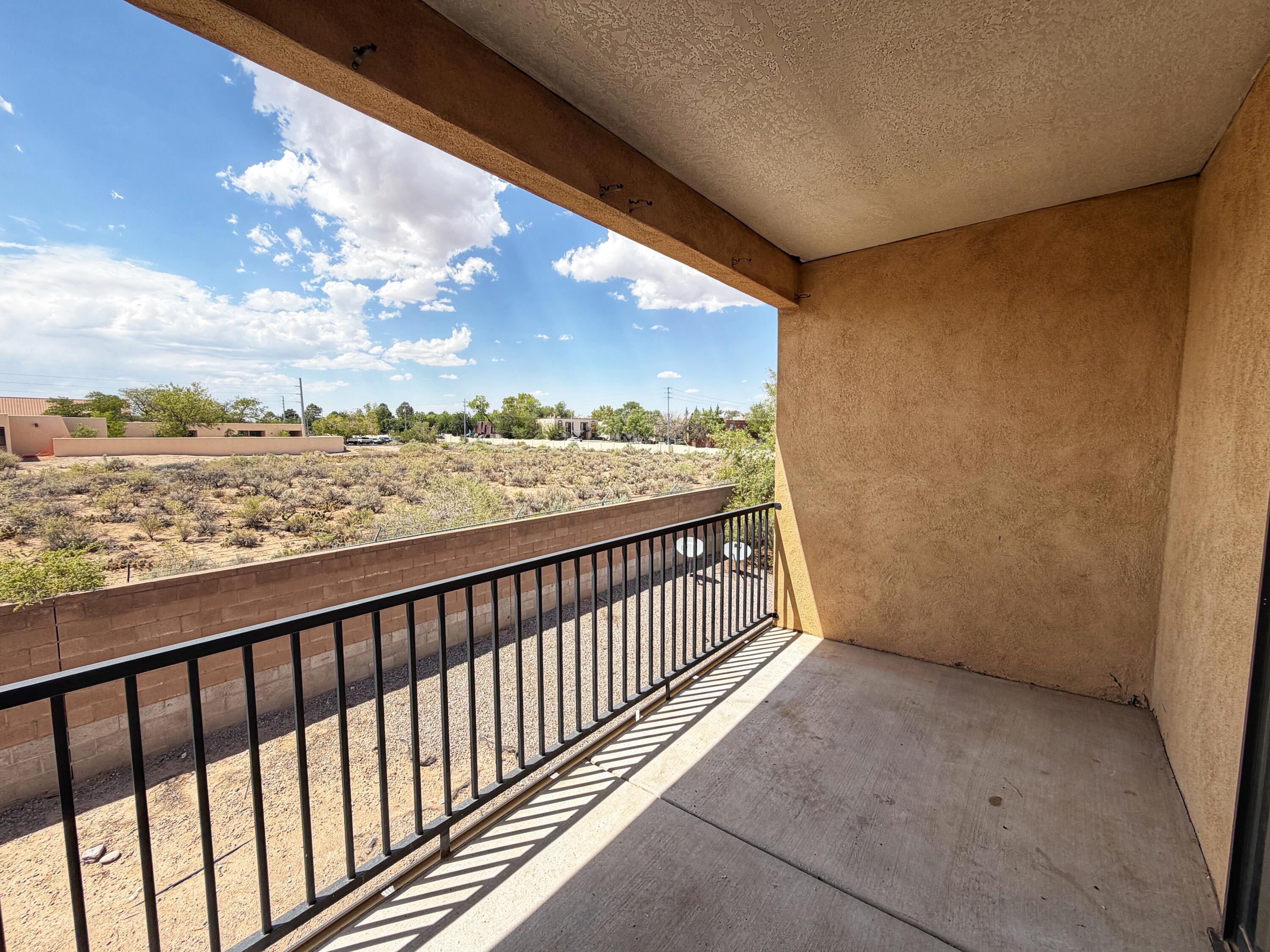 Photo 2 — 1105 Meadowlark Way SE C