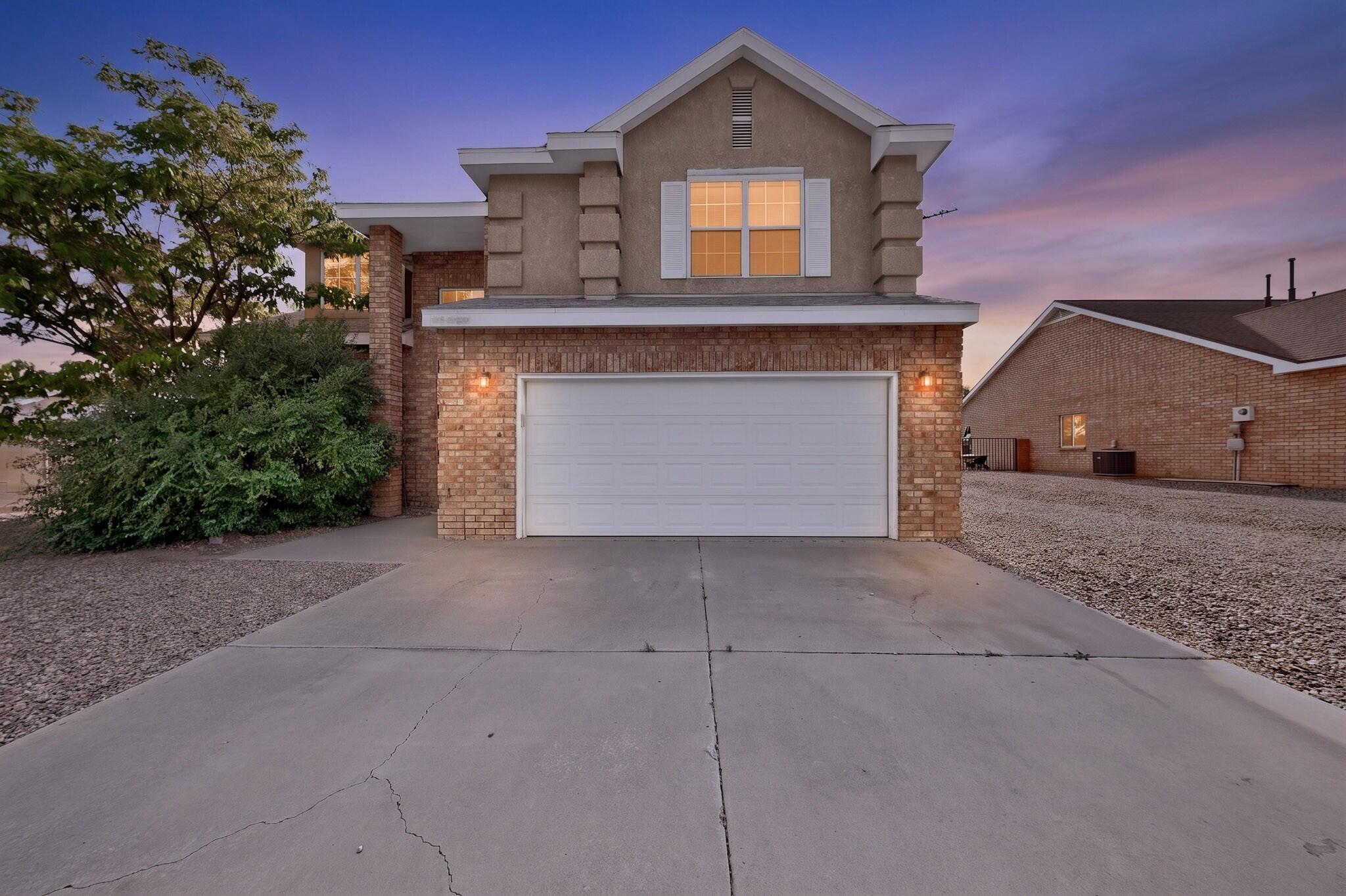1401 Cerro Crestado Drive NW, Los Lunas, NM 87031