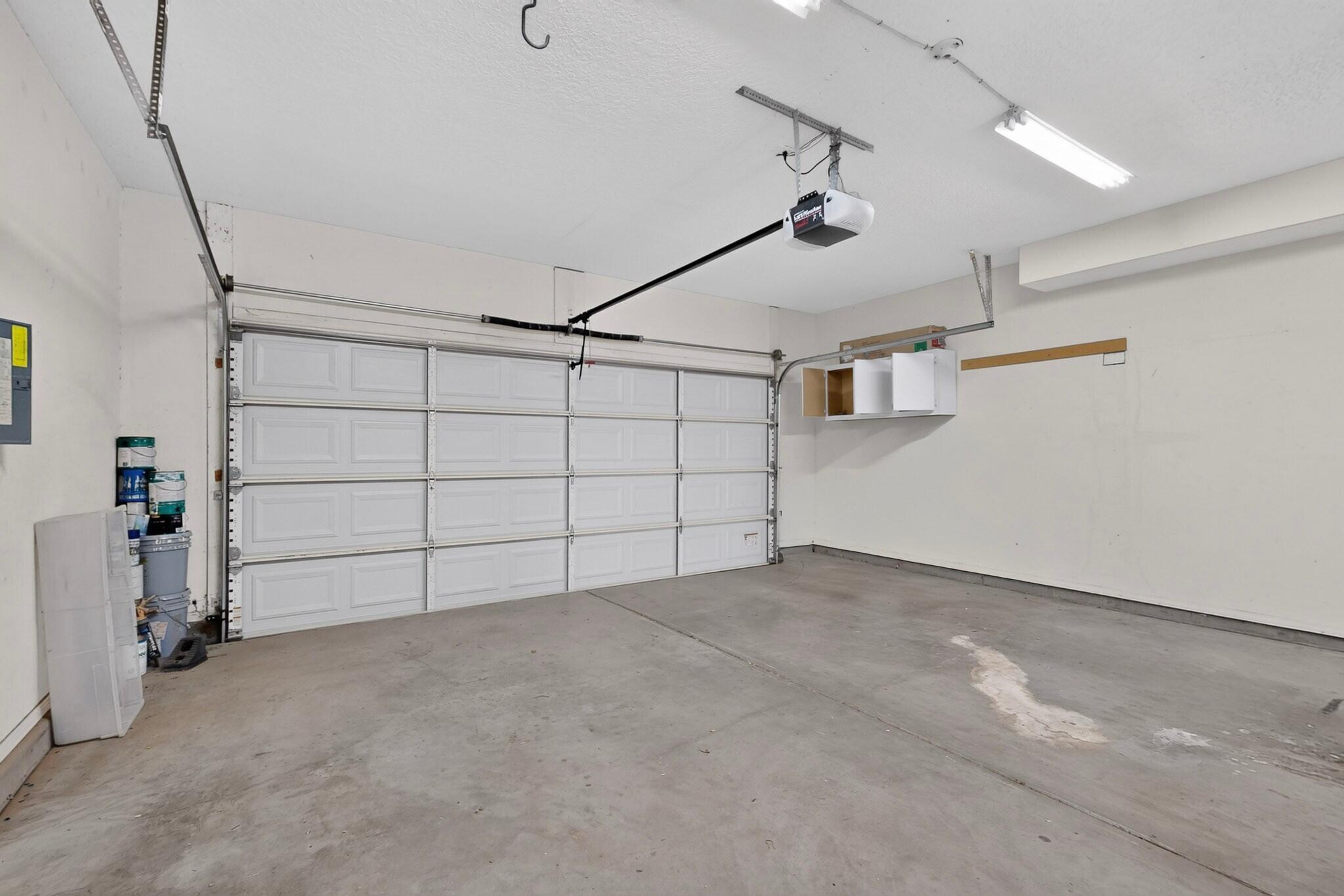 Photo 17 — 1401 Cerro Crestado Drive NW