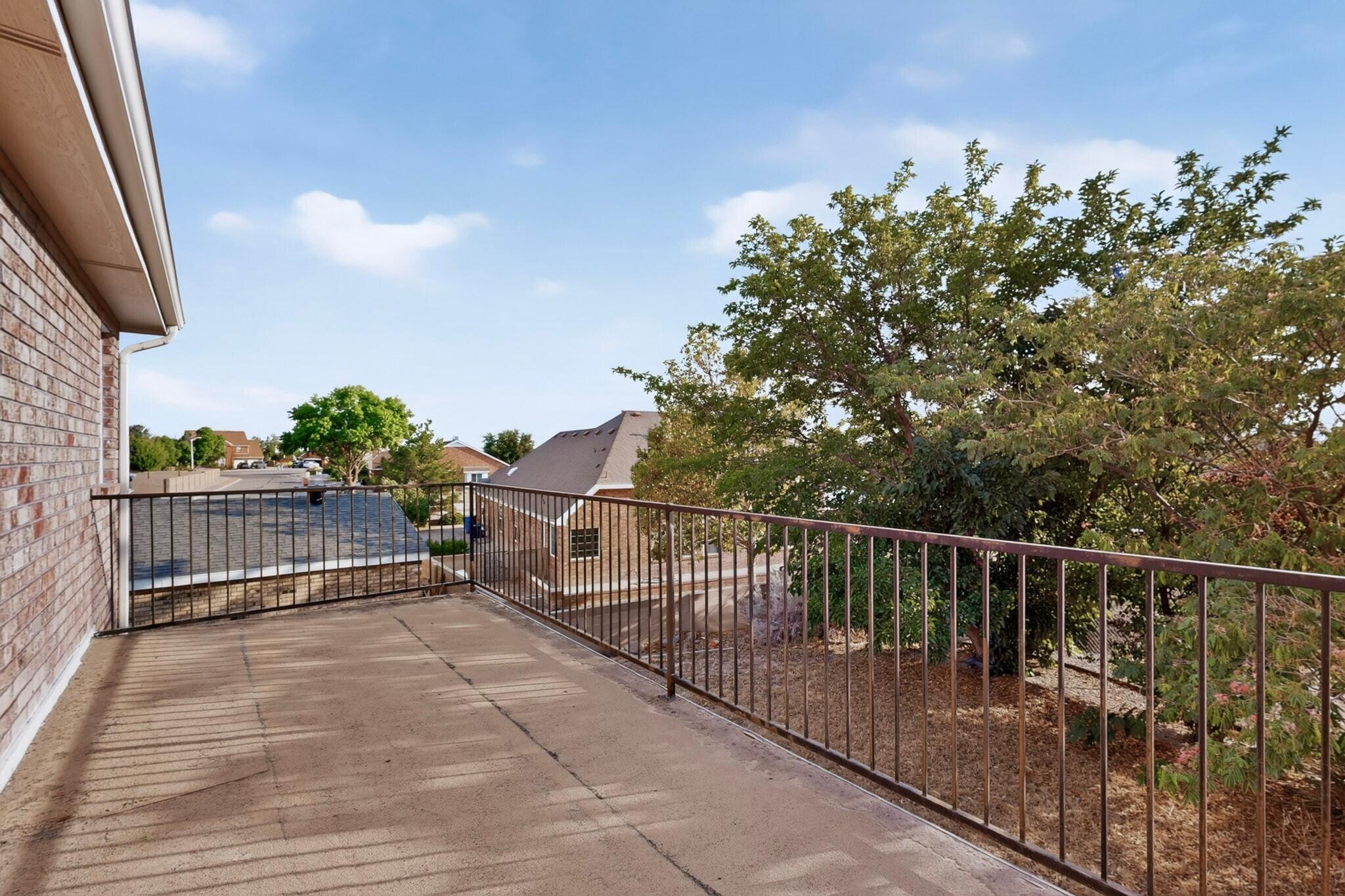 Photo 14 — 1401 Cerro Crestado Drive NW
