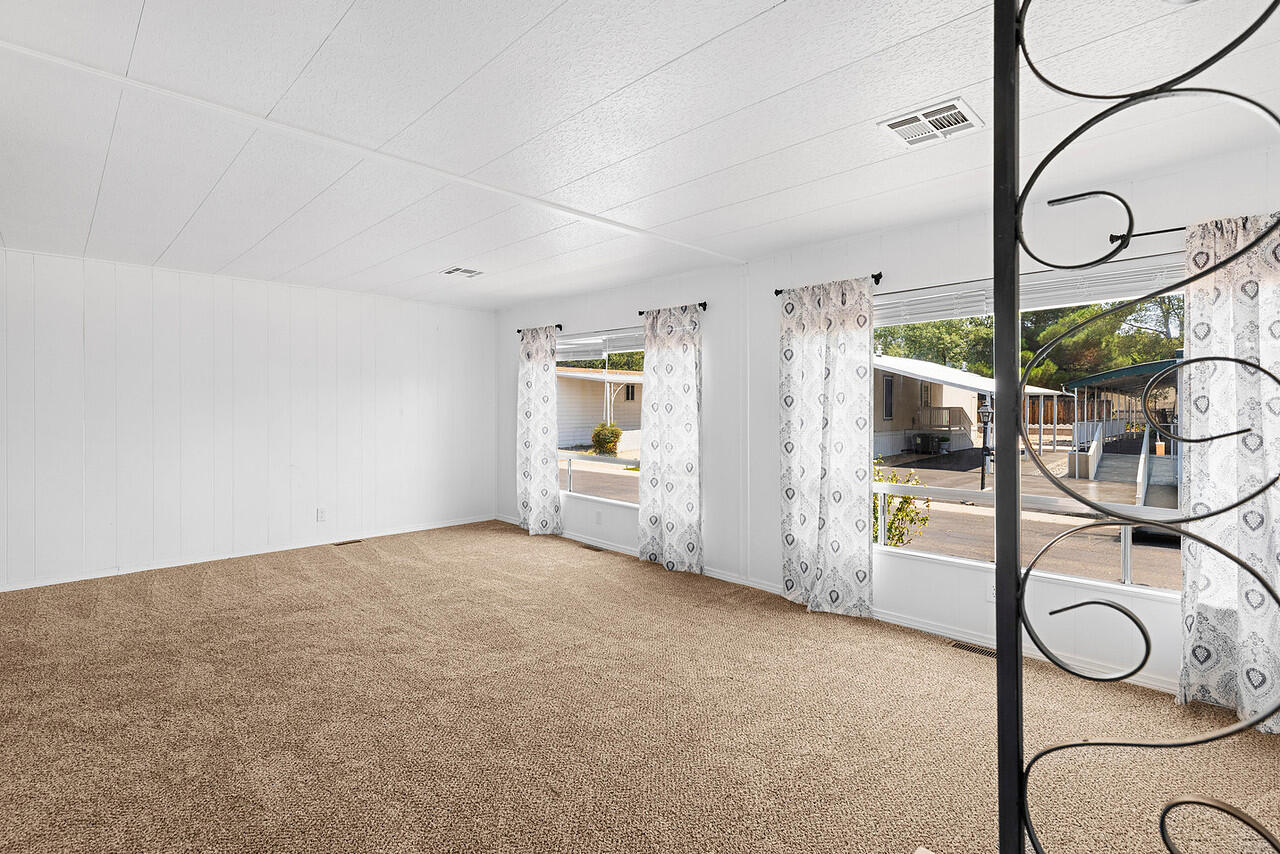 7112 Pan American East NE UNIT 216, Albuquerque, NM 87109
