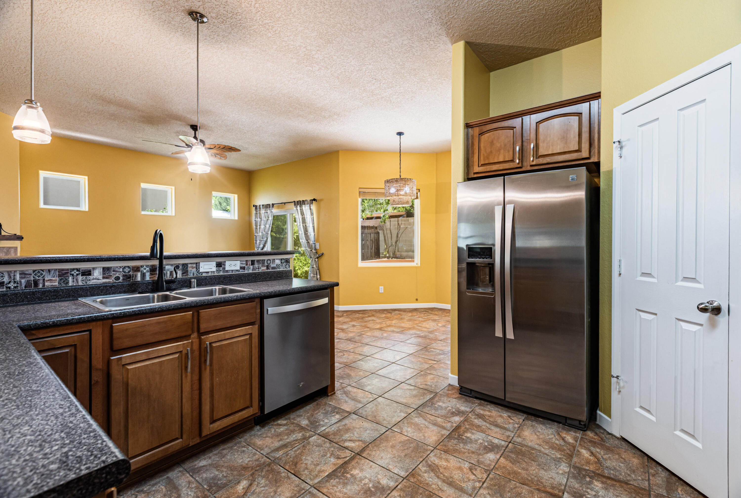 Photo 9 — 1333 Reynosa Loop SE