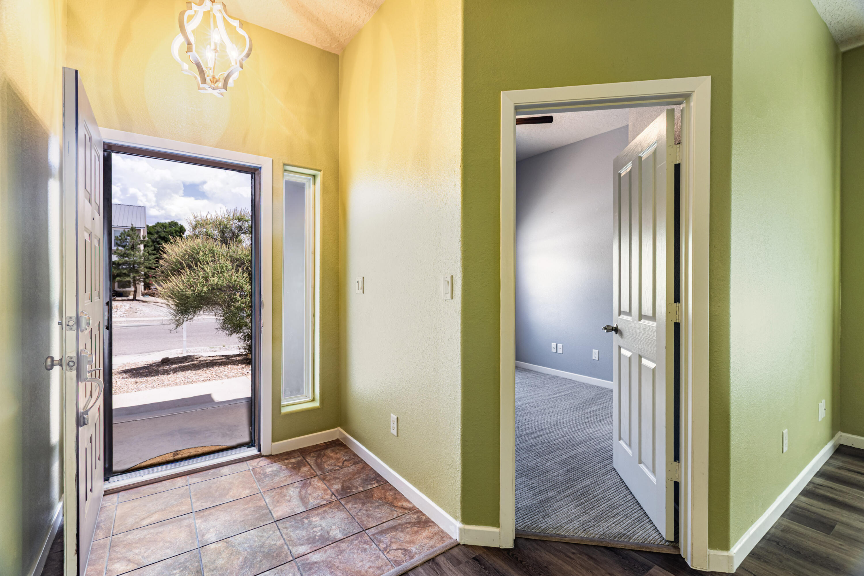 Photo 14 — 1333 Reynosa Loop SE