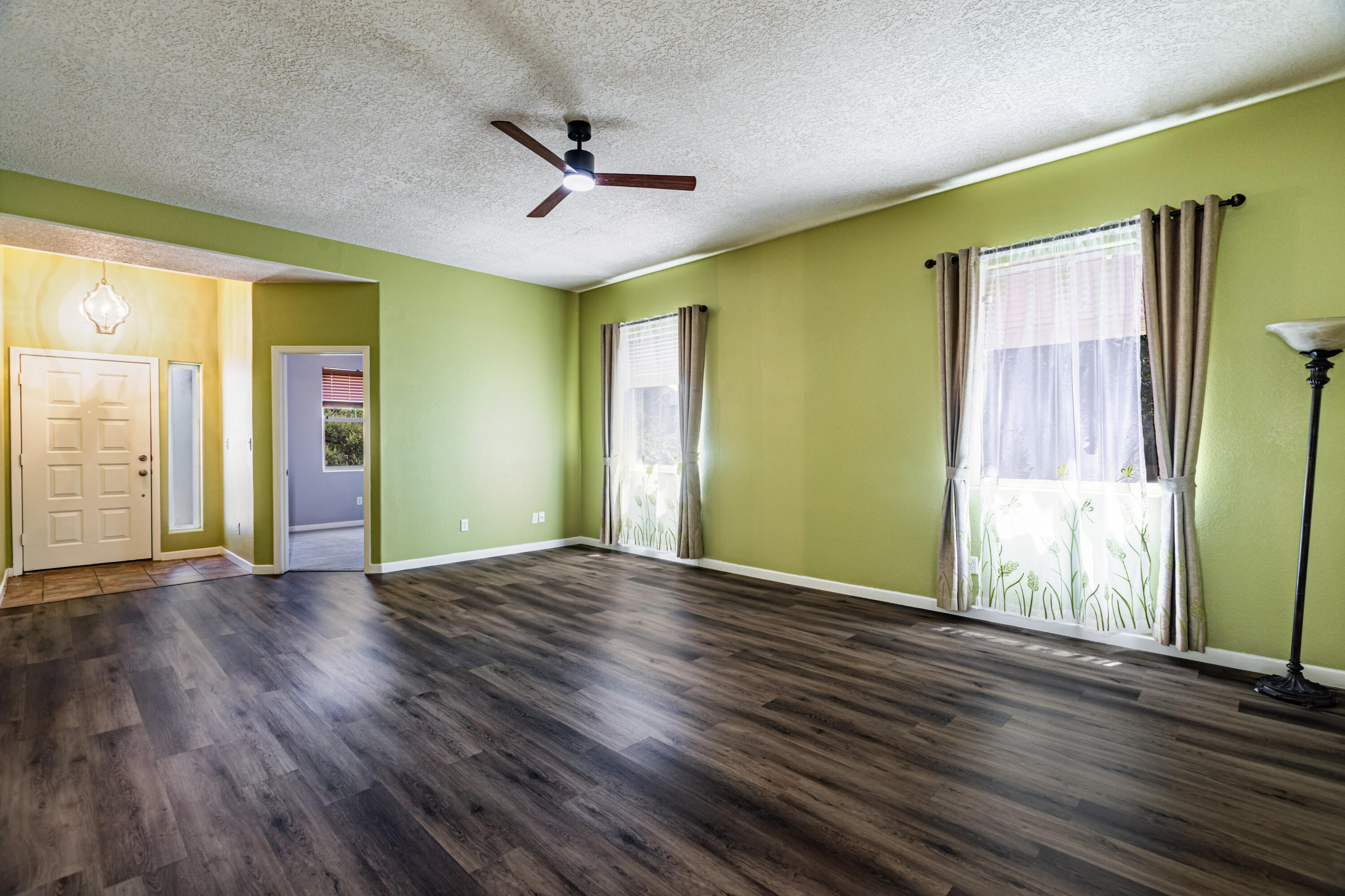 Photo 13 — 1333 Reynosa Loop SE
