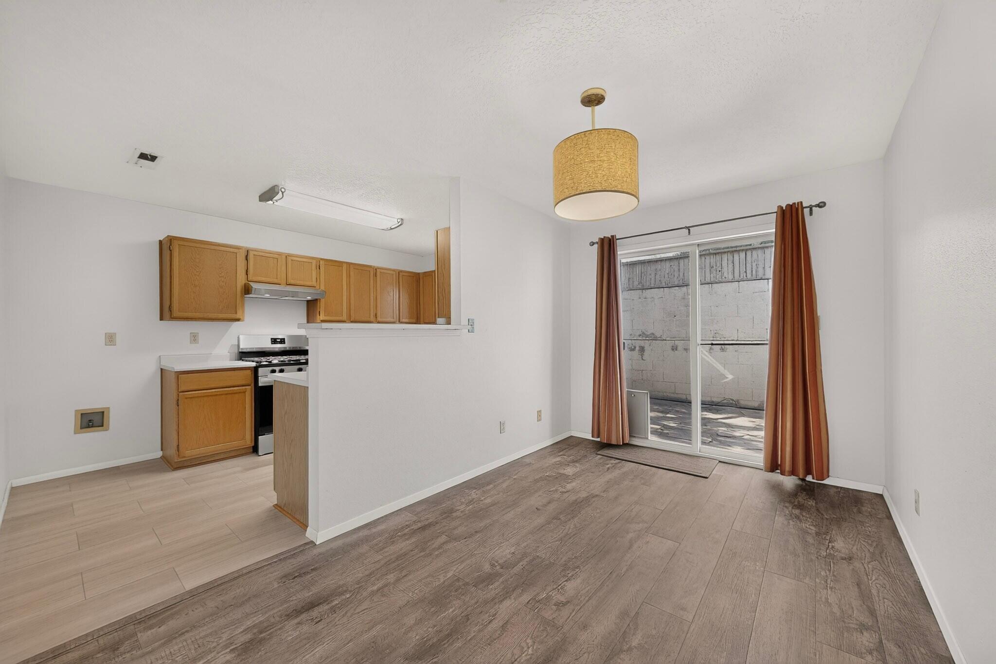 Photo 13 — 9108 Osuna Place NE