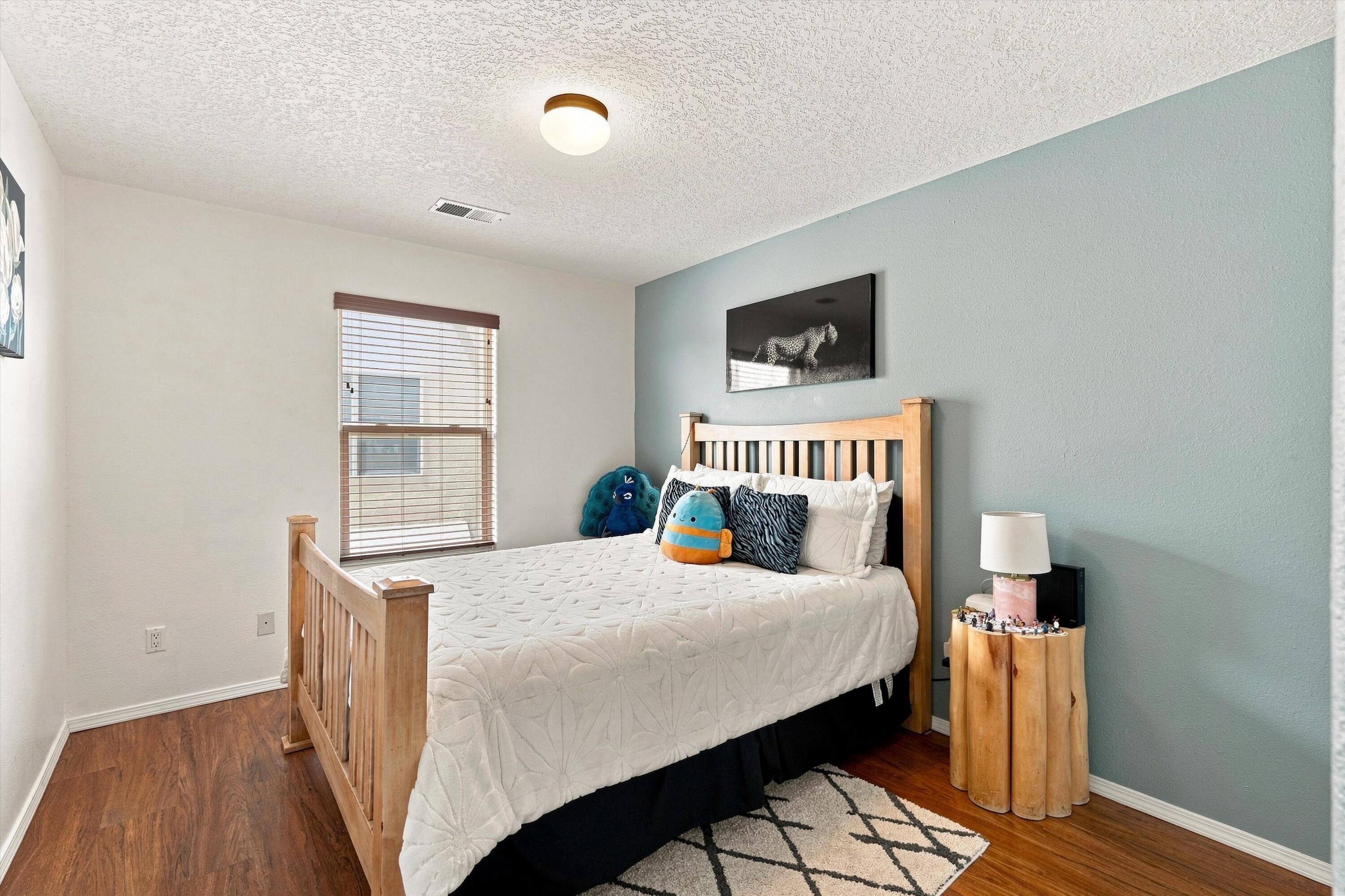Photo 3 — 3032 Cochiti Street NE