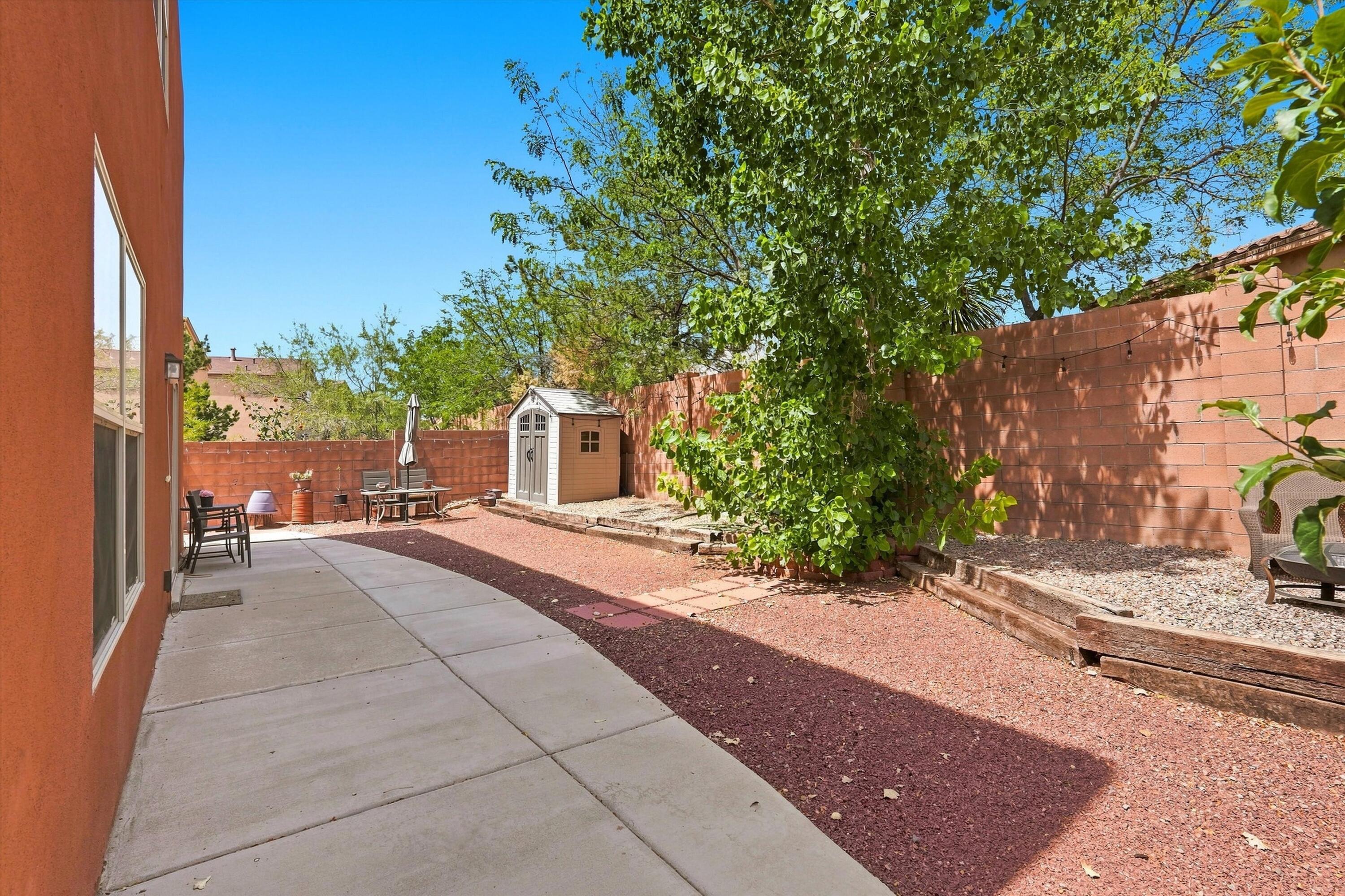 Photo 11 — 3032 Cochiti Street NE