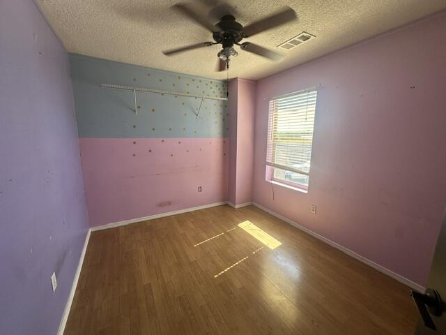 Photo 10 — 1057 Las Golondrinas Court NW