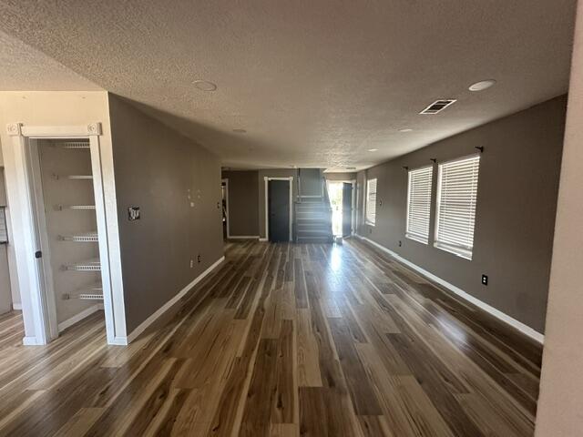 Photo 3 — 1057 Las Golondrinas Court NW