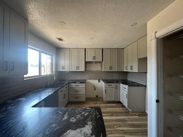 Photo 4 — 1057 Las Golondrinas Court NW