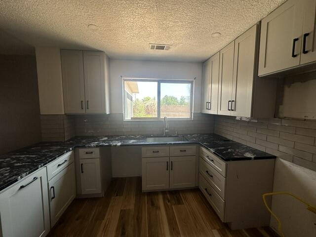Photo 5 — 1057 Las Golondrinas Court NW