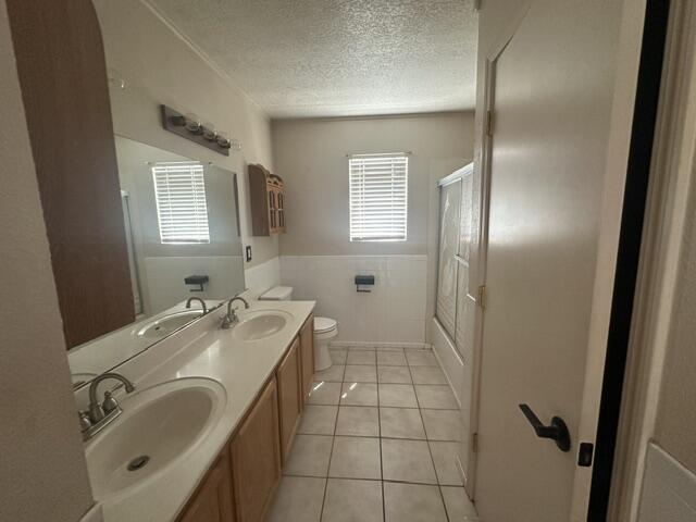Photo 7 — 1057 Las Golondrinas Court NW