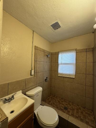 Photo 10 — 502 Headingly Avenue NW