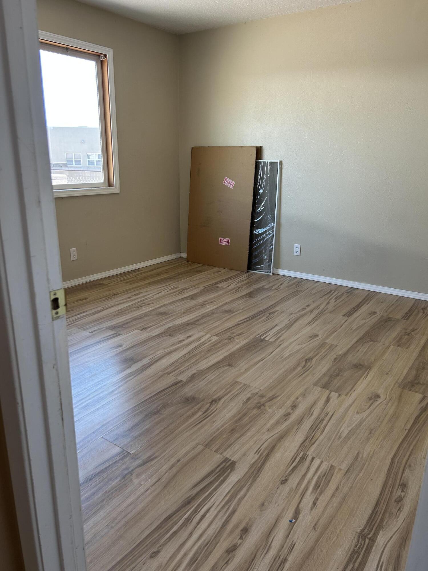 Photo 10 — 602 La Mesa Drive