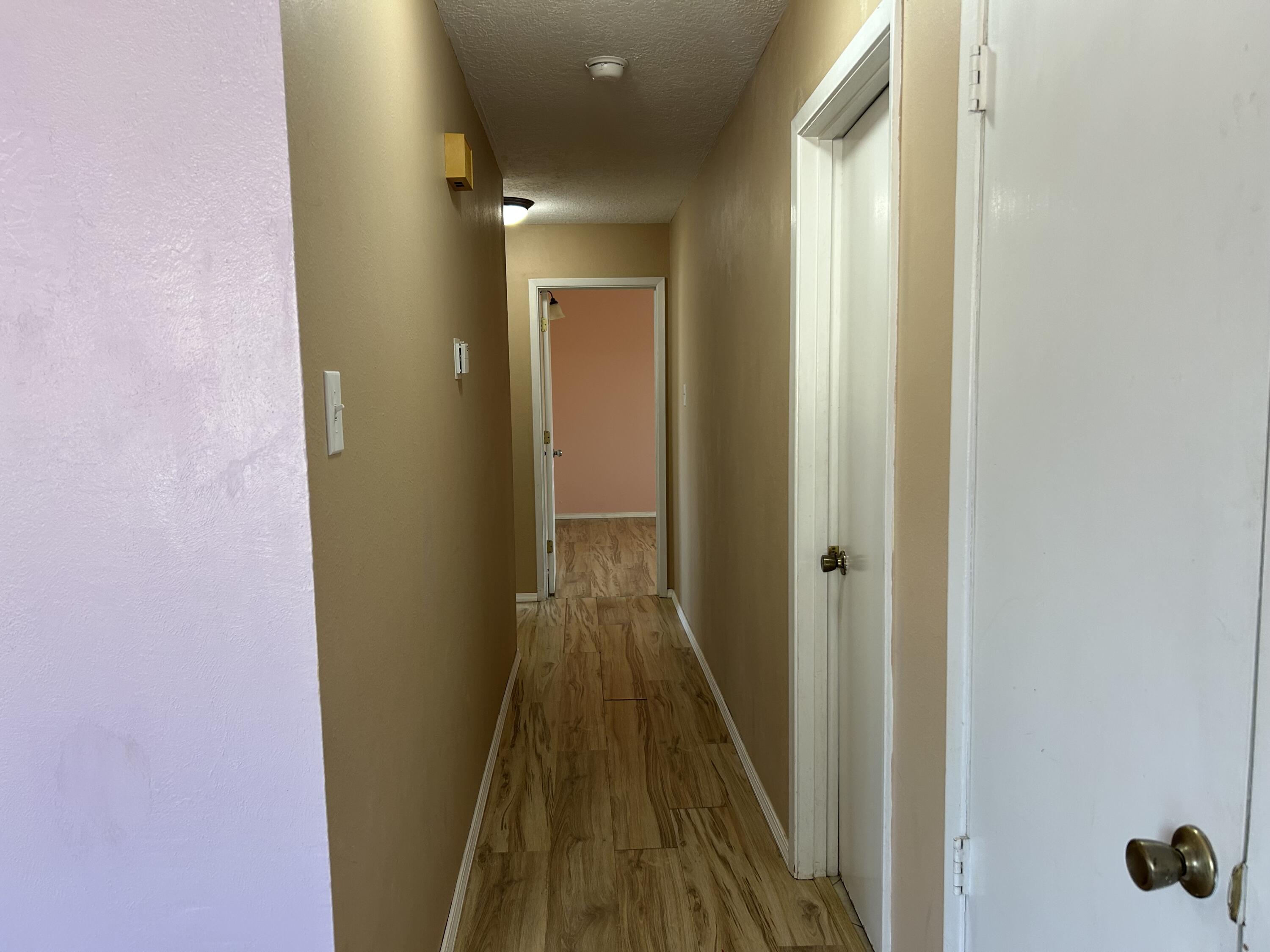 Photo 3 — 602 La Mesa Drive