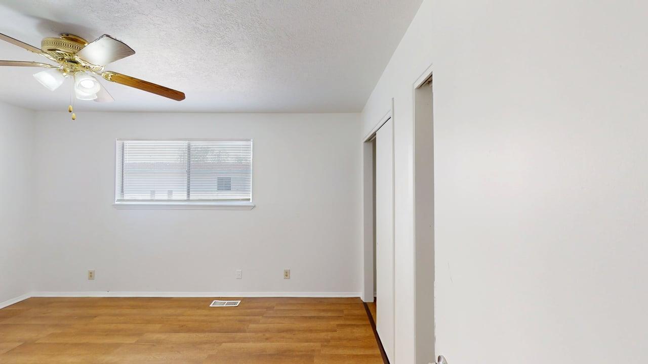Photo 3 — 808 Ortiz Drive SE