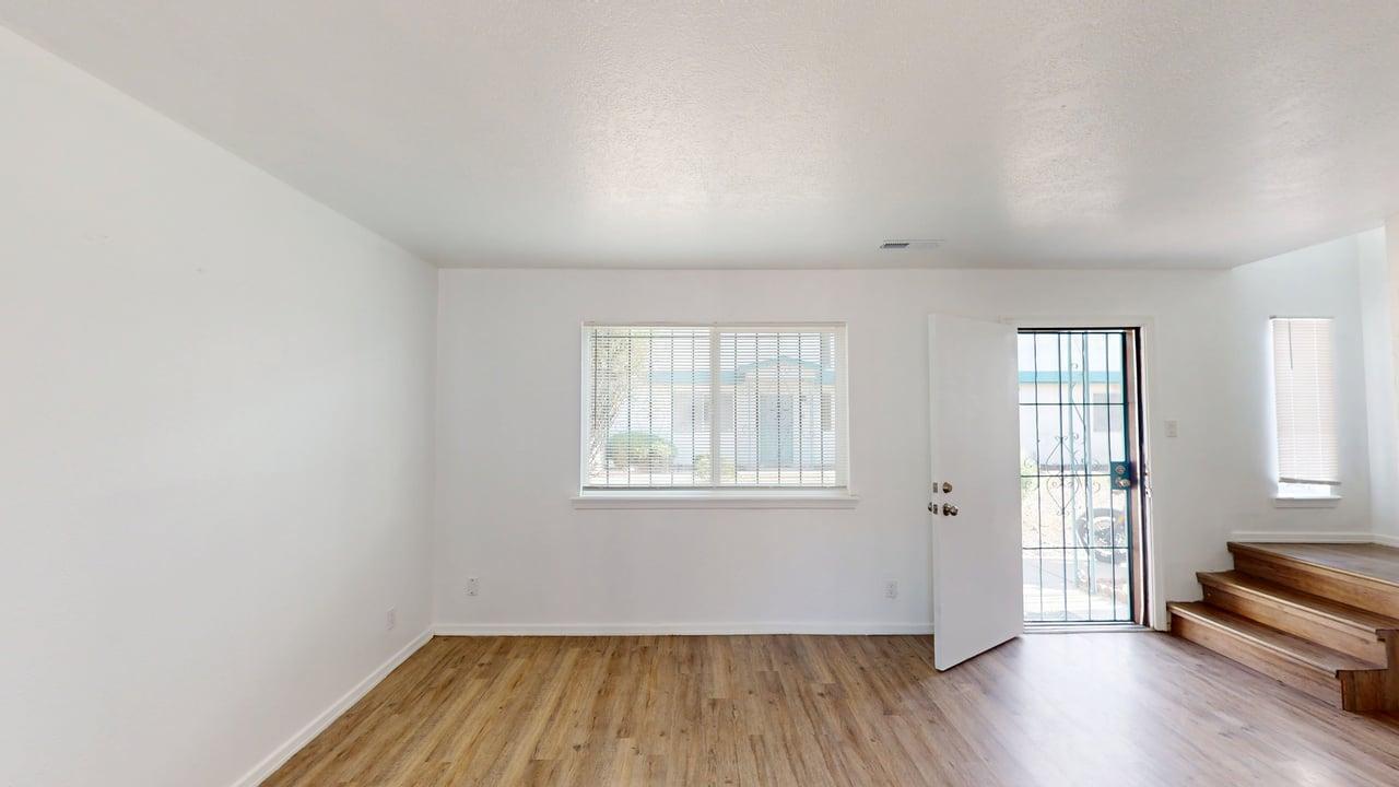 Photo 20 — 808 Ortiz Drive SE