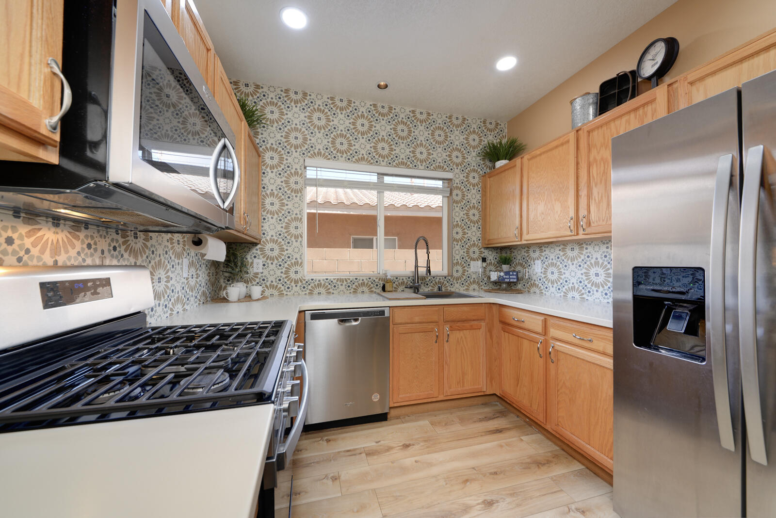 Photo 12 — 1012 Casa Maria Road NE