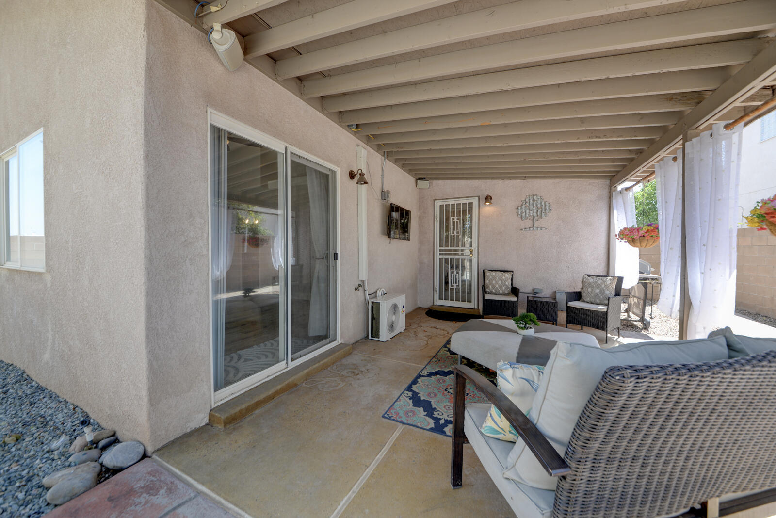 Photo 4 — 1012 Casa Maria Road NE