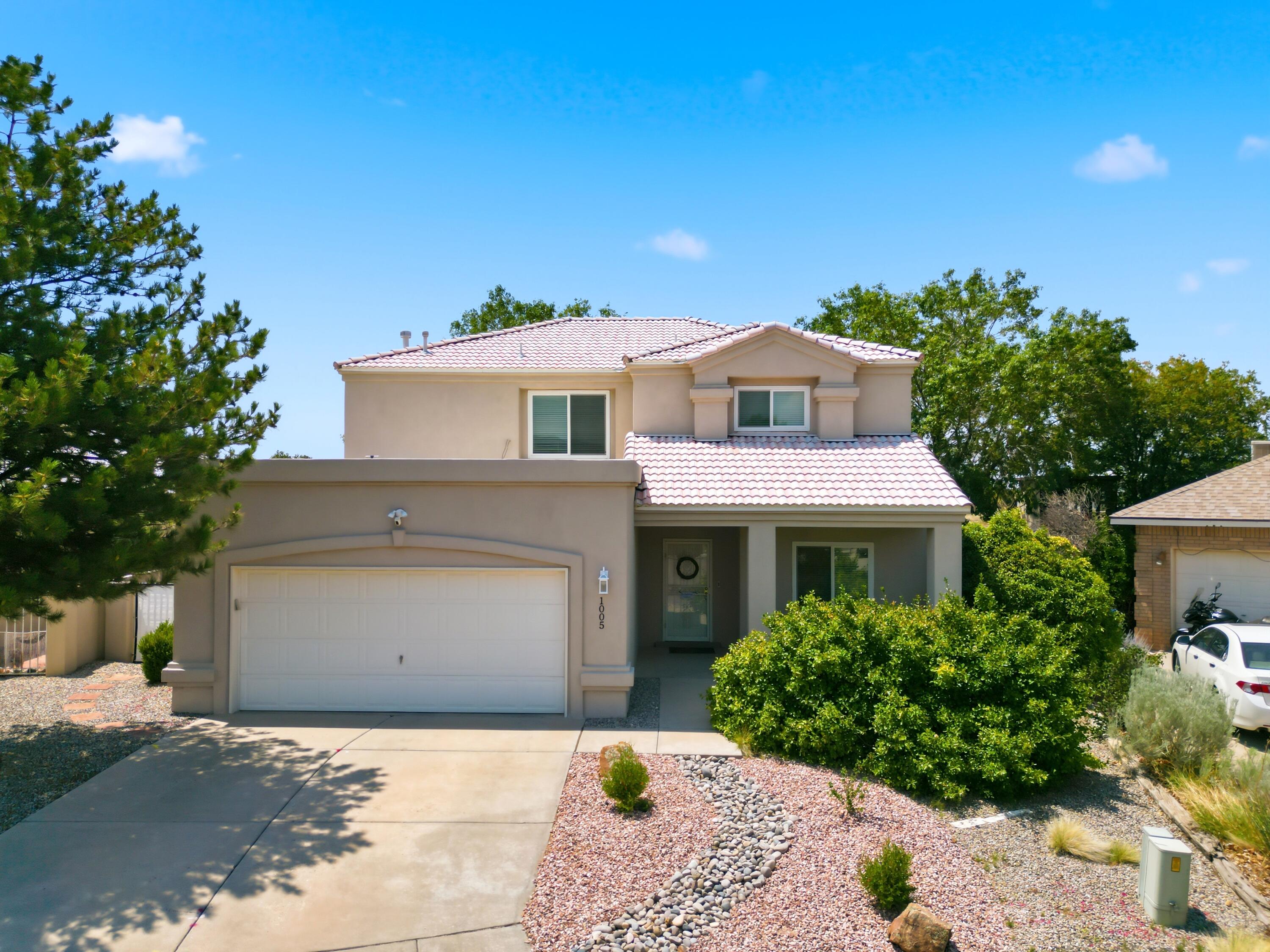 Photo 11 — 1005 Chiricahua Street SE
