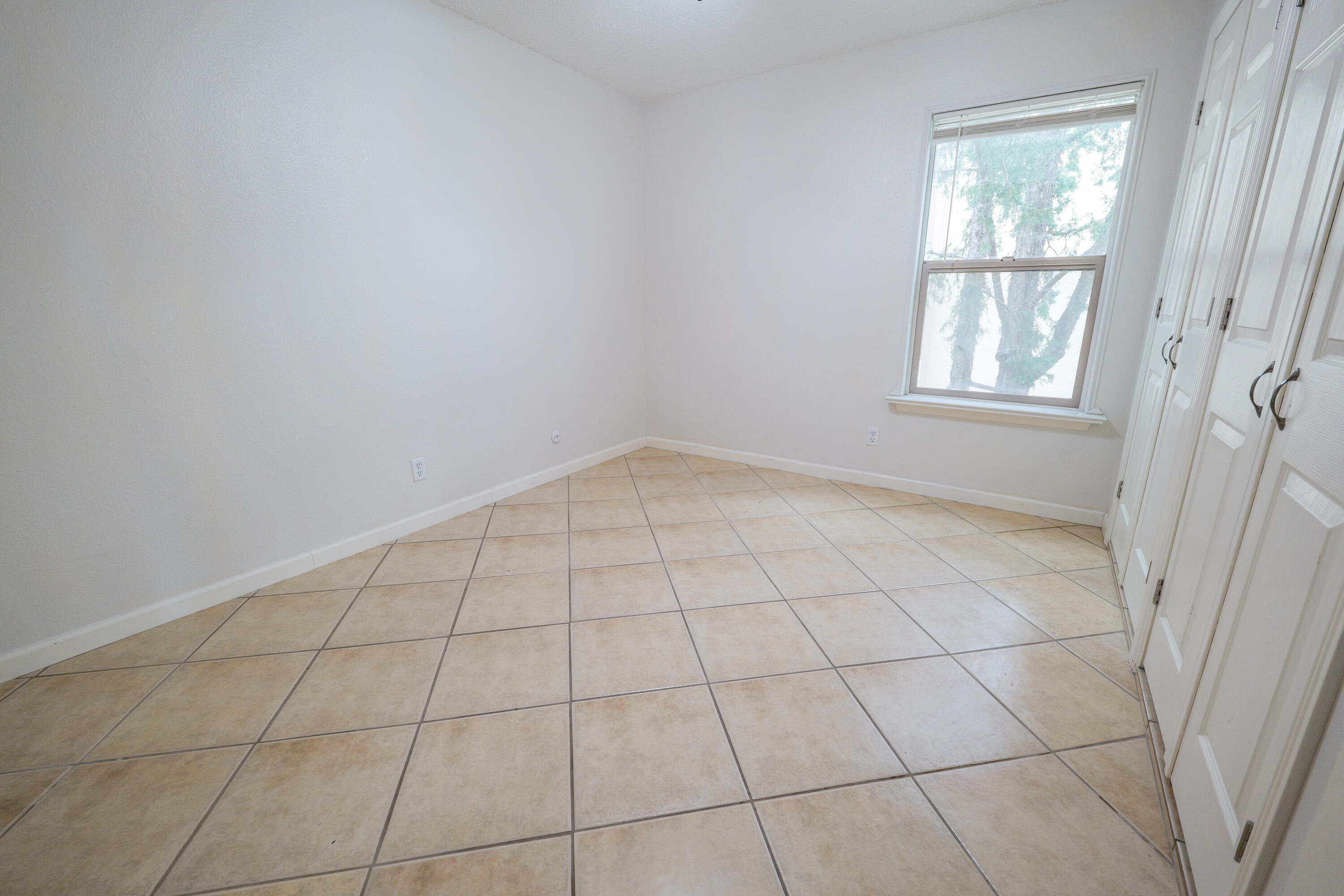 Photo 19 — 3833 Montgomery Boulevard NE APT 524