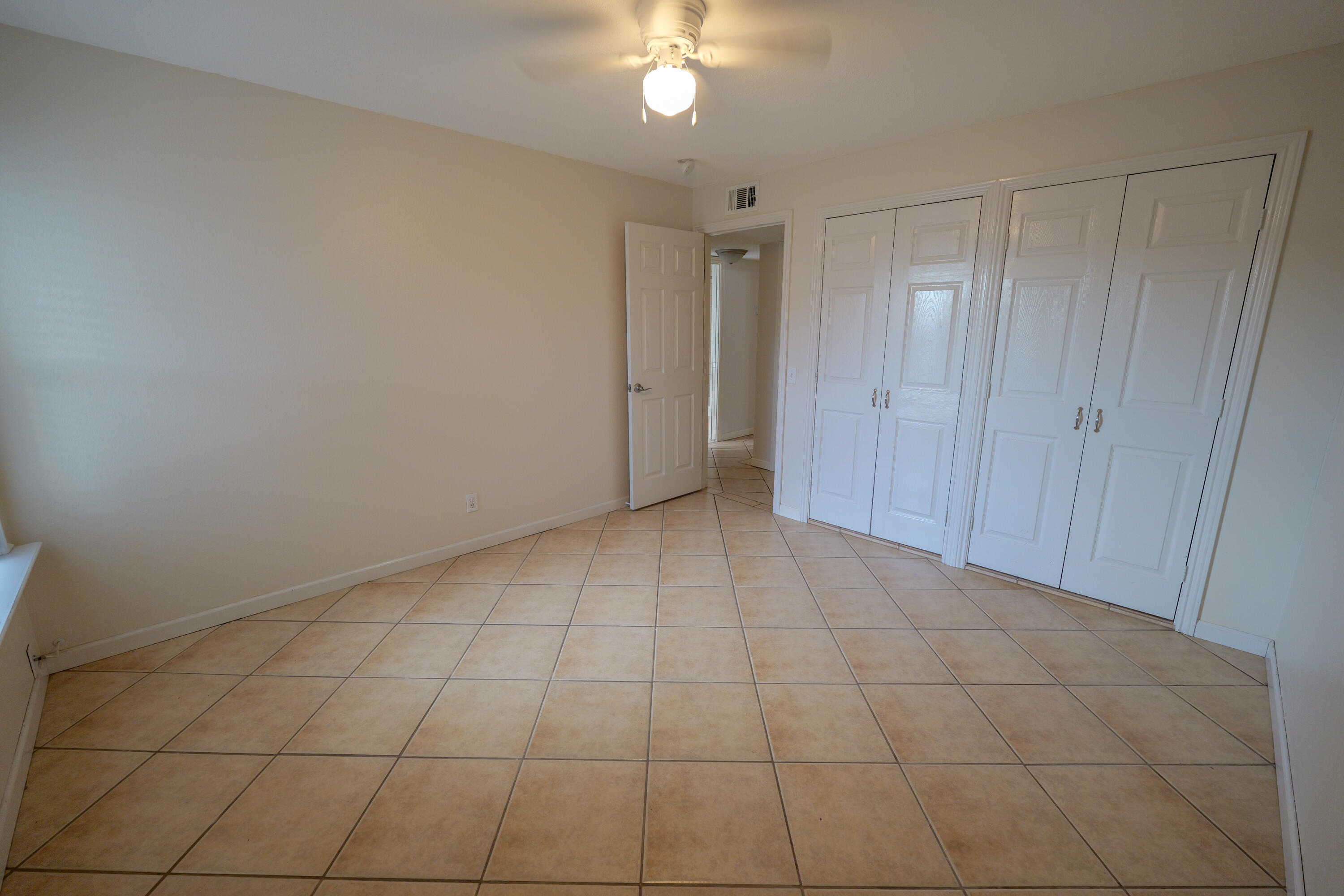 Photo 18 — 3833 Montgomery Boulevard NE APT 524