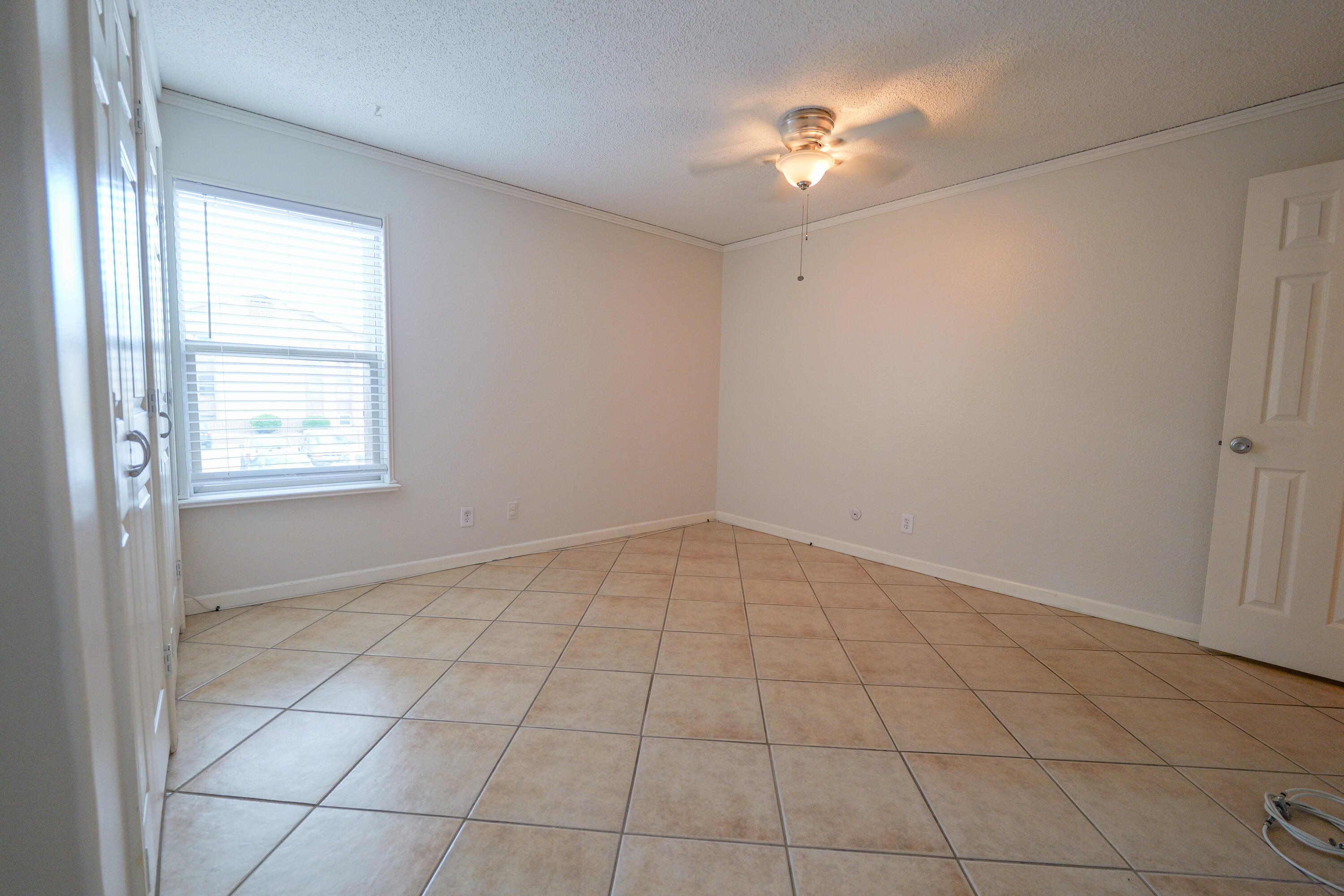 Photo 17 — 3833 Montgomery Boulevard NE APT 524