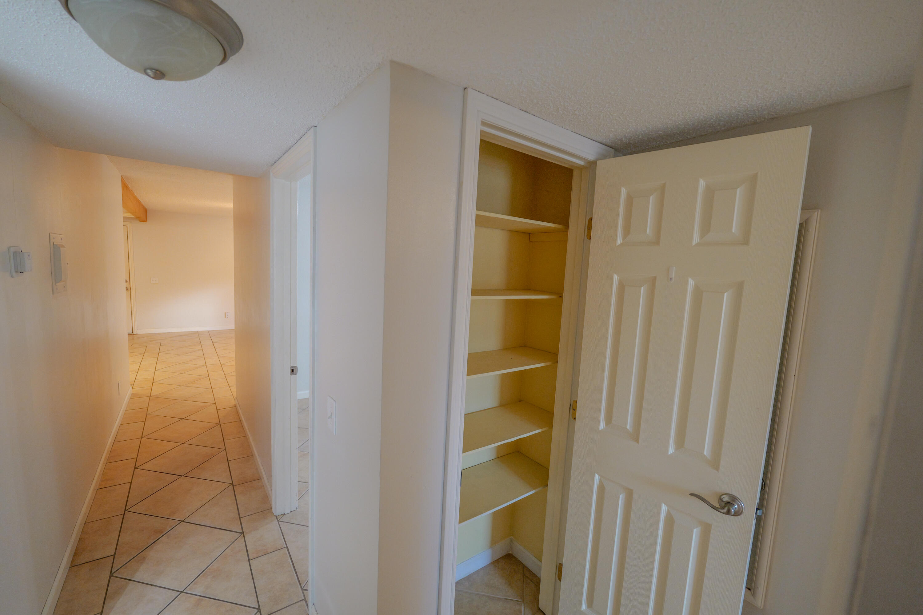 Photo 12 — 3833 Montgomery Boulevard NE APT 524