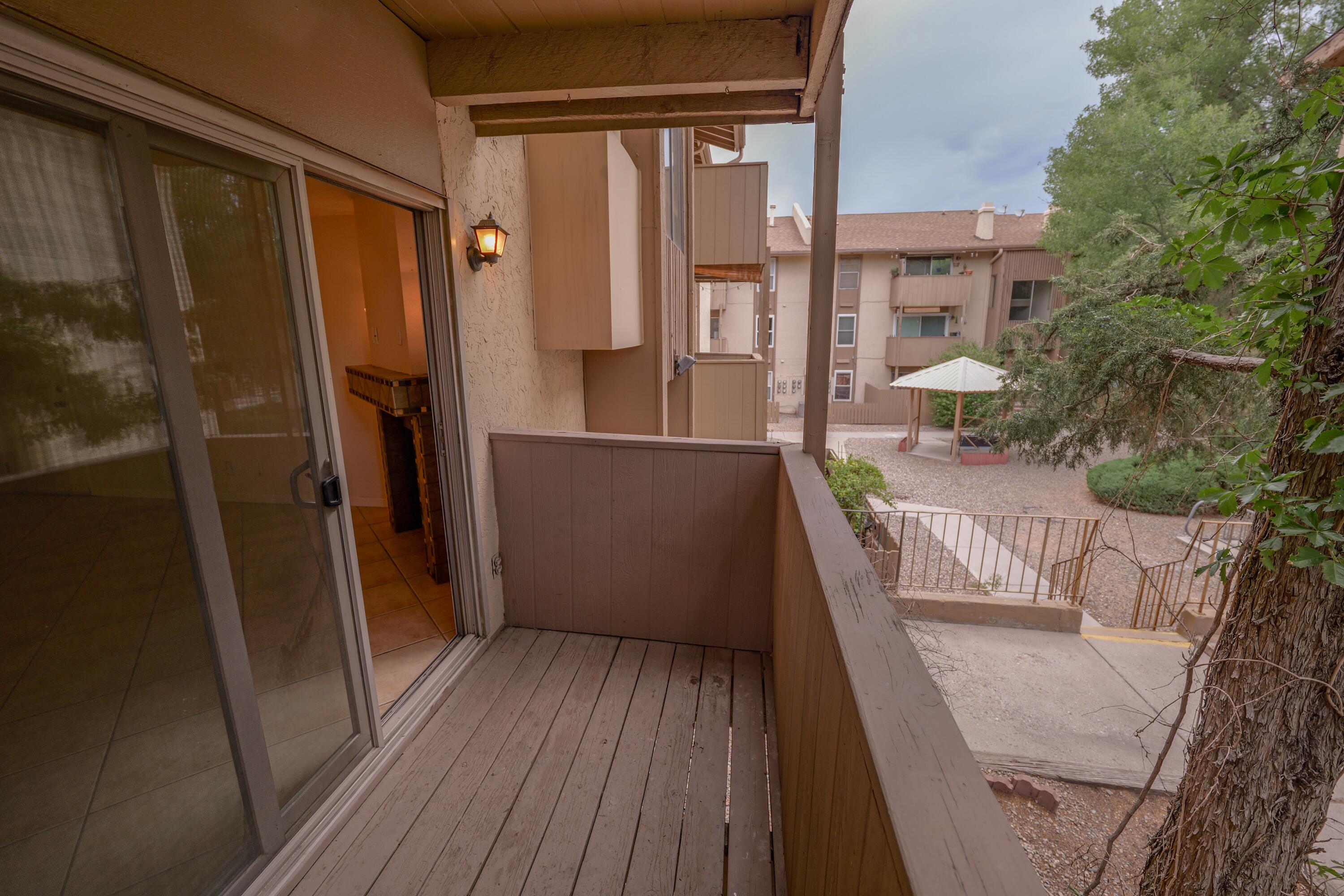 Photo 11 — 3833 Montgomery Boulevard NE APT 524