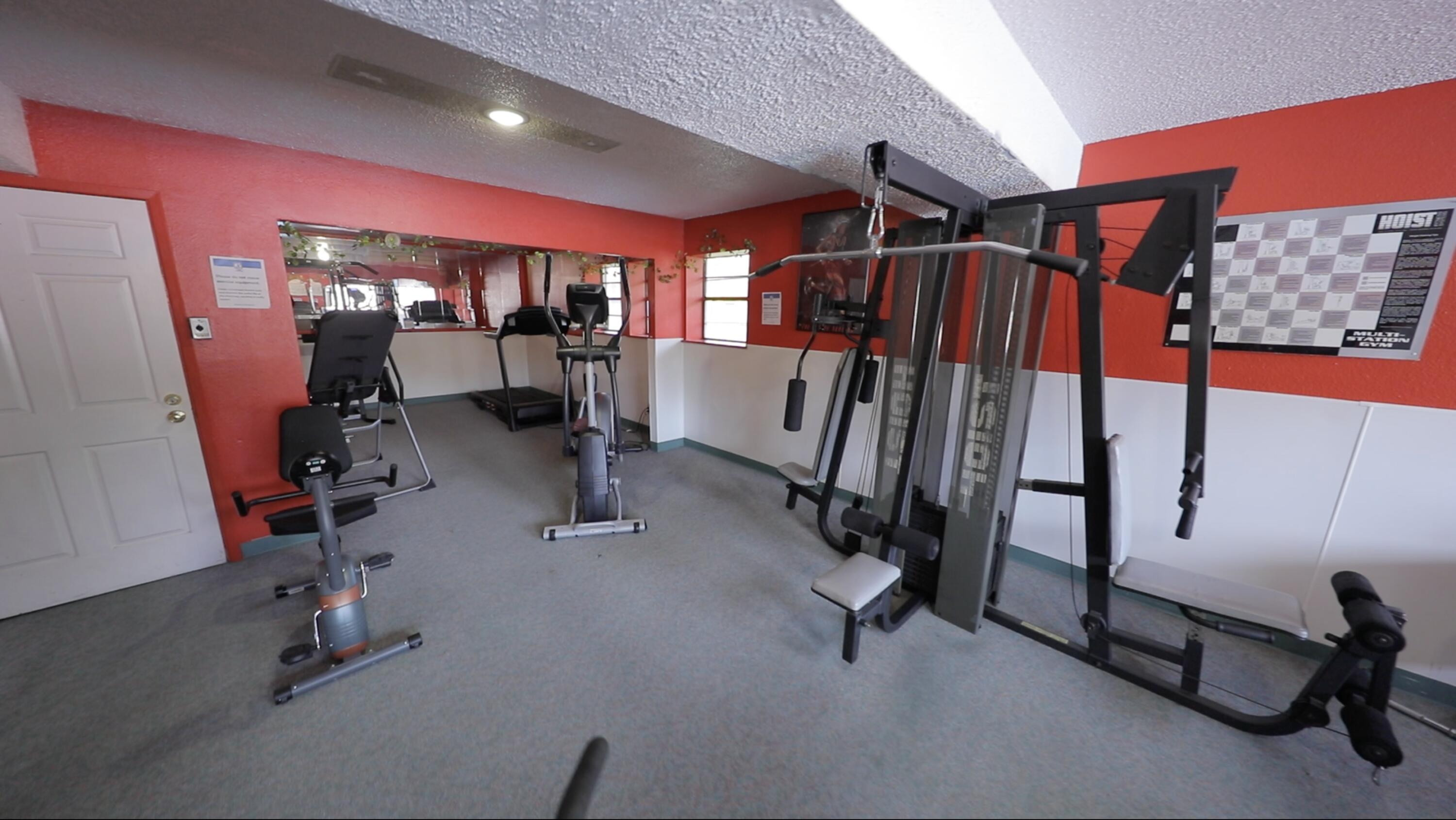 Photo 7 — 3833 Montgomery Boulevard NE APT 524