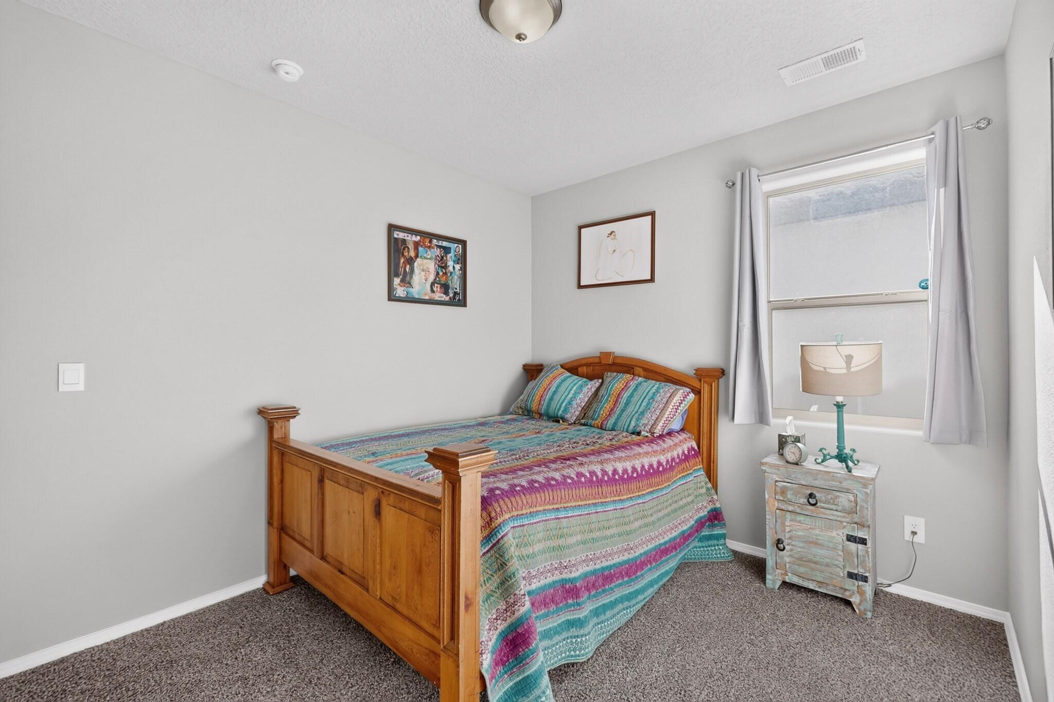 Photo 19 — 591 Turmalina Drive SE