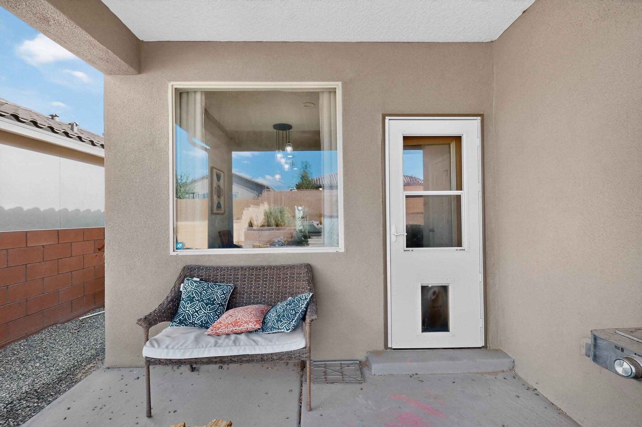 Photo 9 — 591 Turmalina Drive SE
