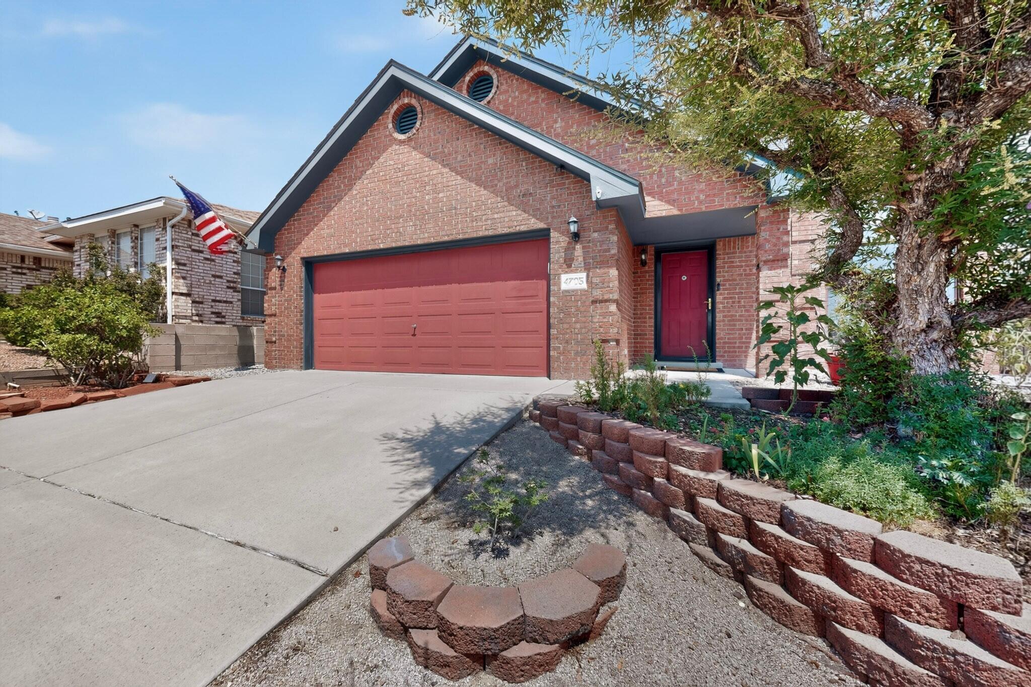 4705 Golden Barrel Road NW, Albuquerque, NM 87114