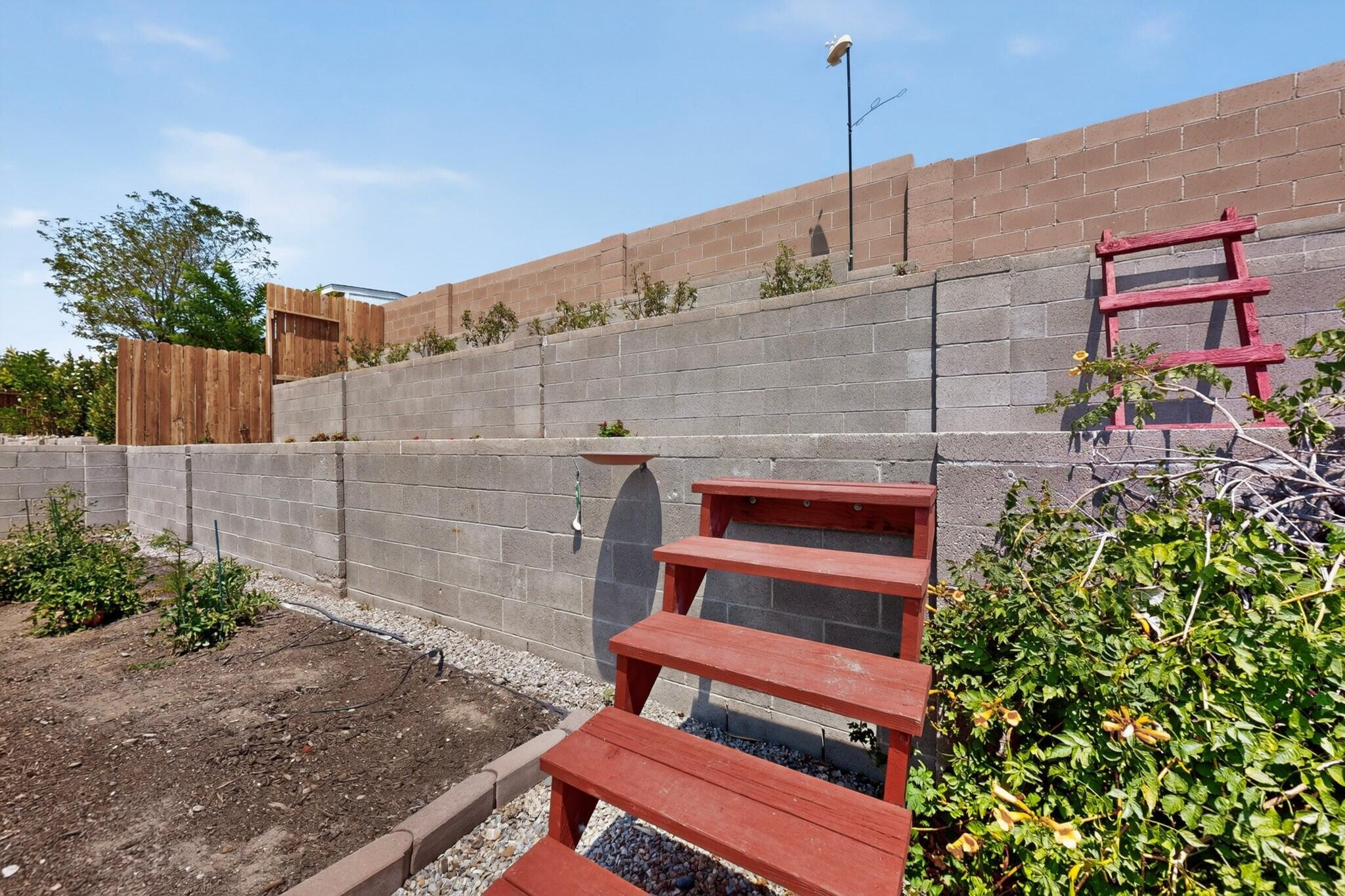 Photo 12 — 4705 Golden Barrel Road NW