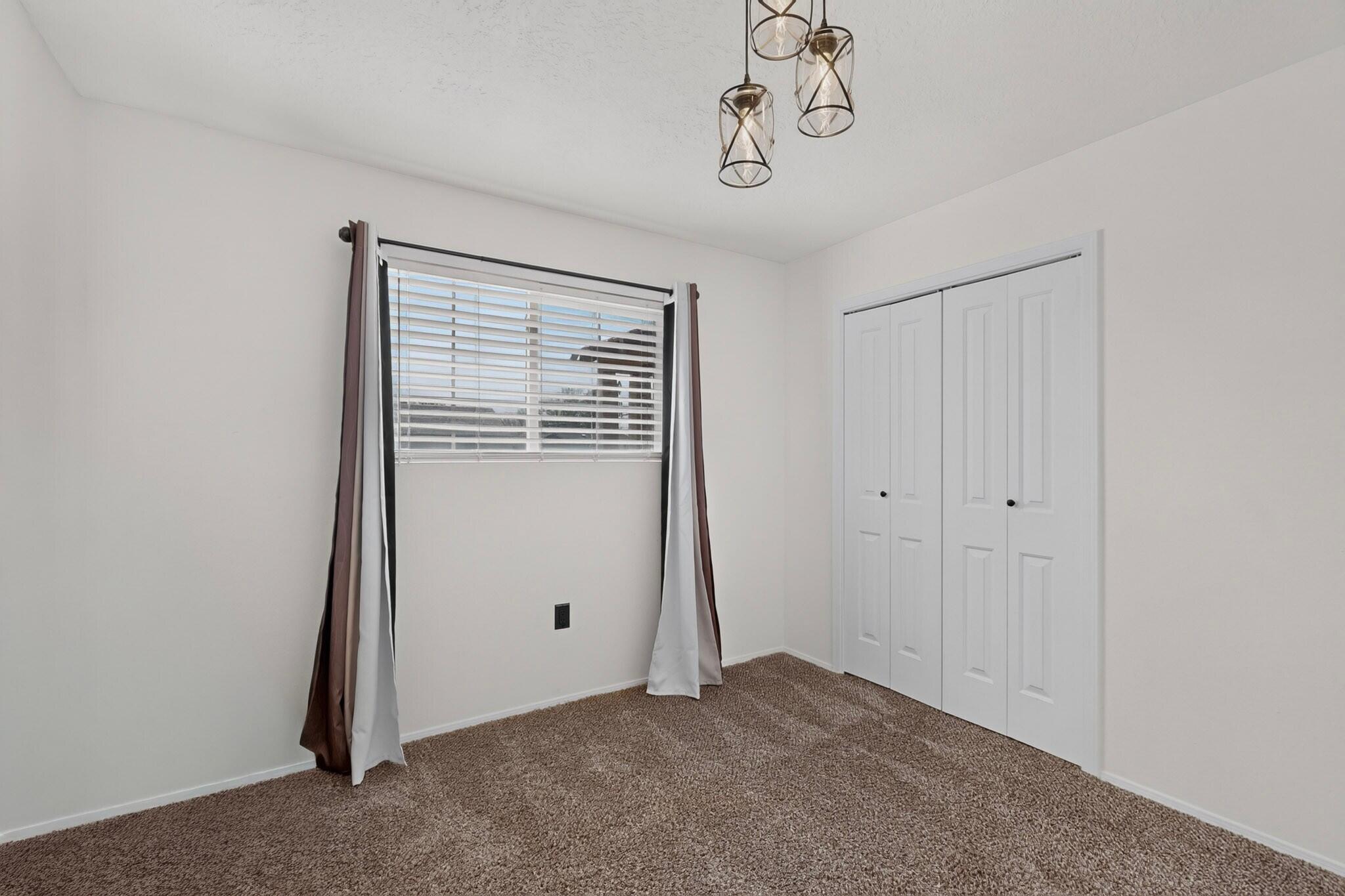 Photo 17 — 4951 Short Street SW