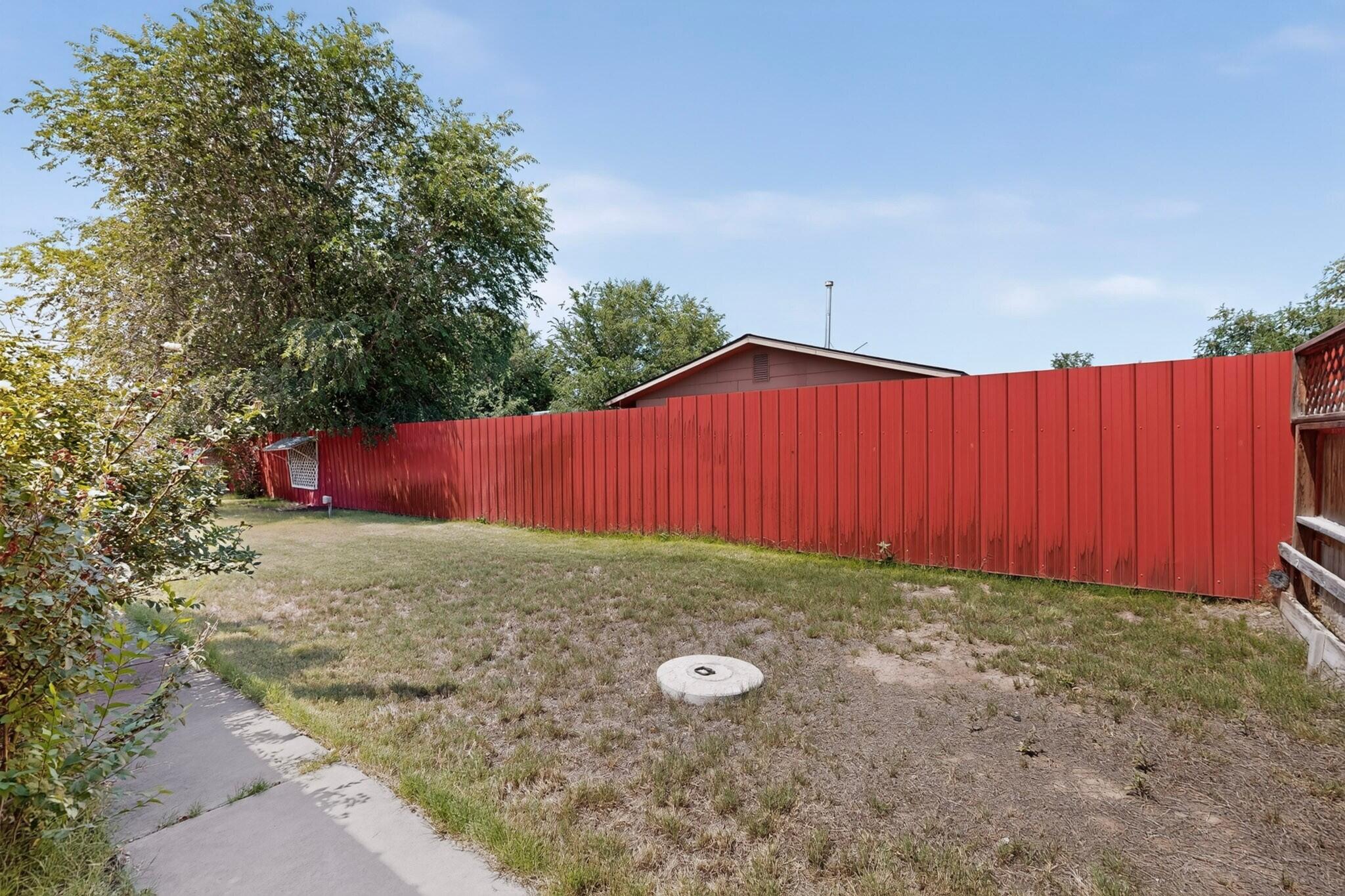 Photo 8 — 4951 Short Street SW