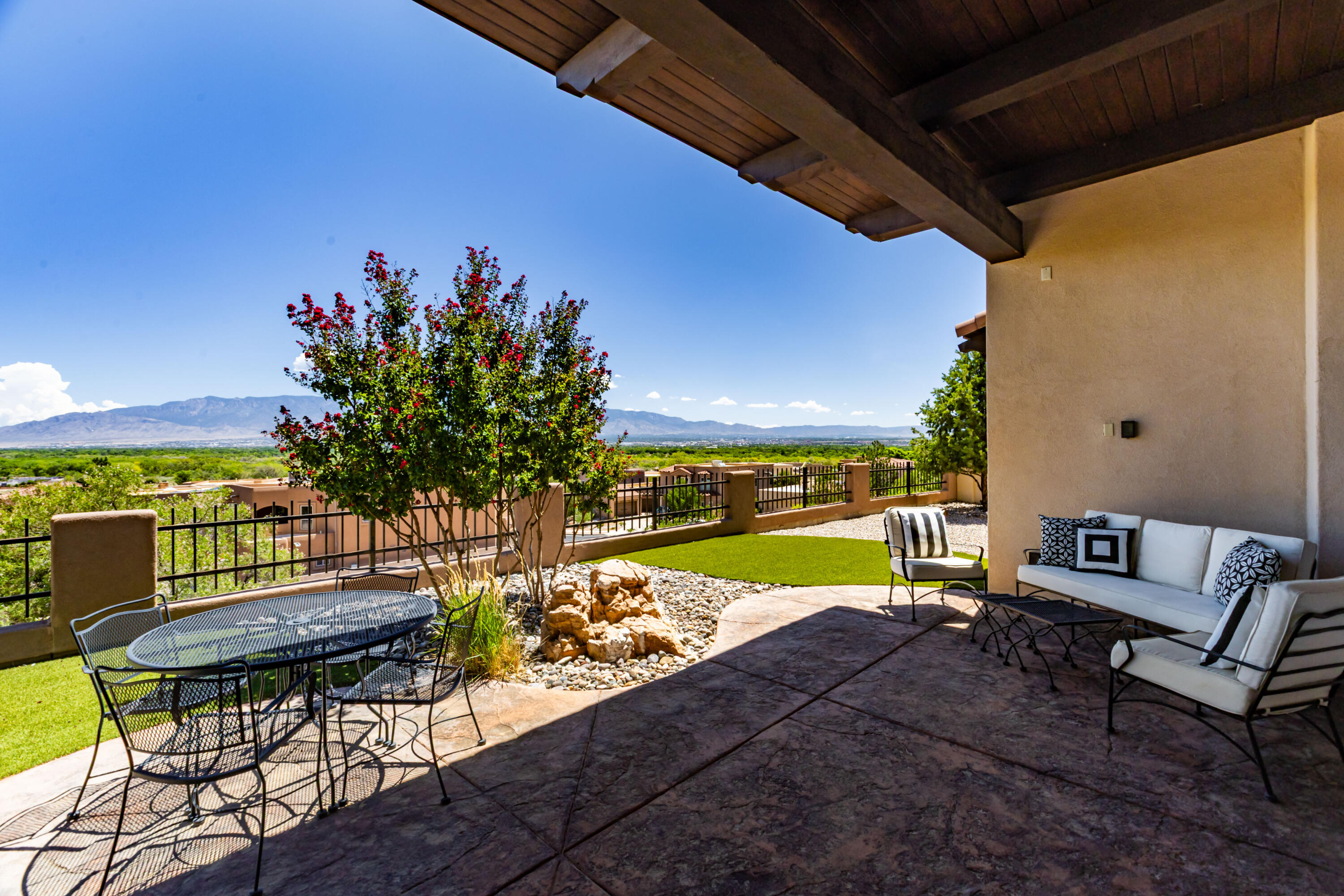 Photo 7 — 4308 Willow View Lane NW
