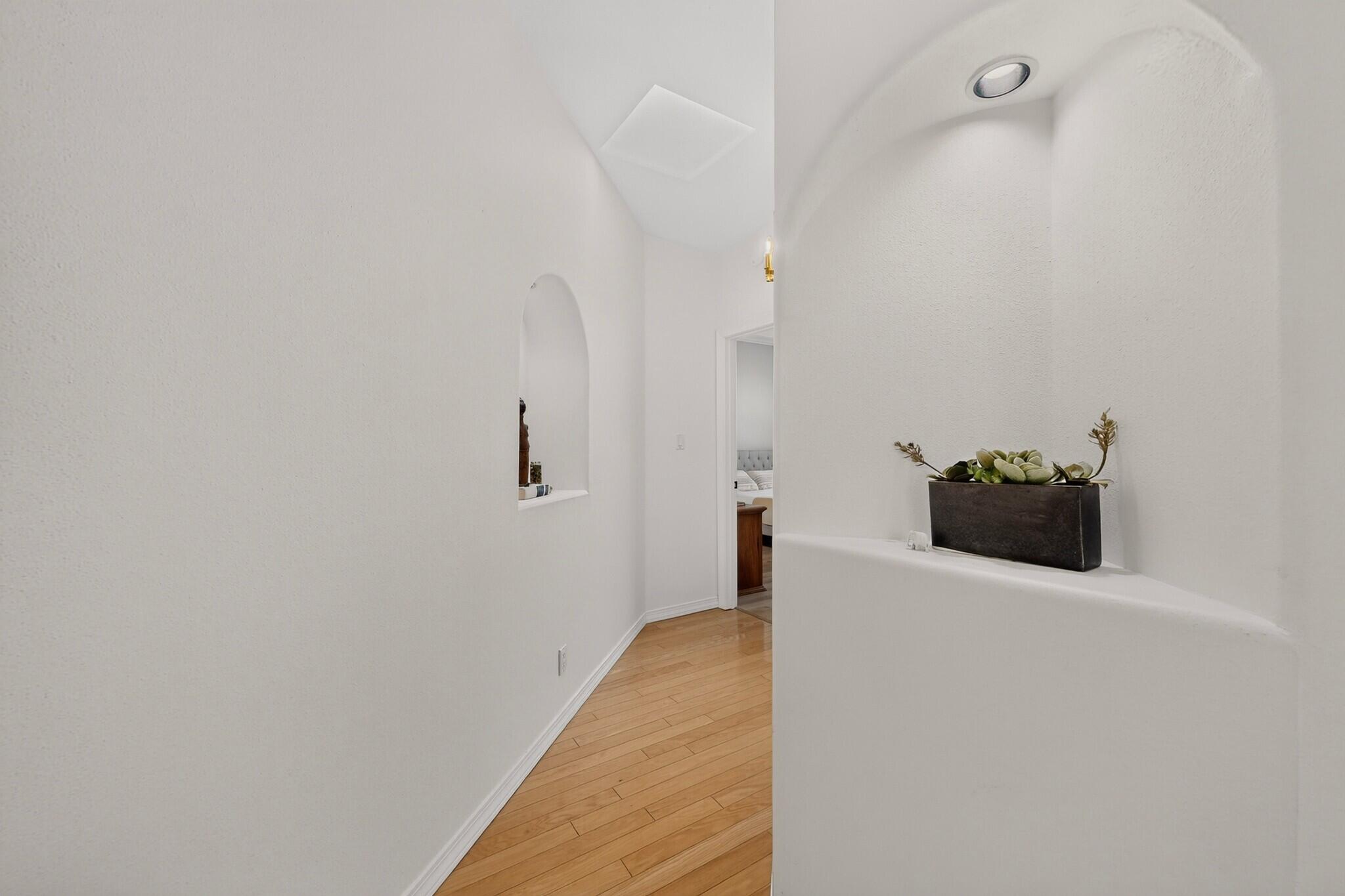 Photo 11 — 6115 Rosetree Place NE