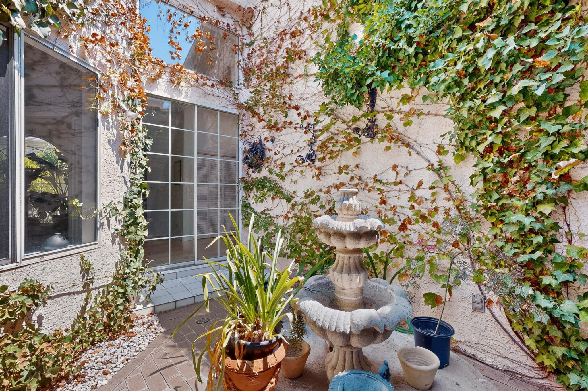 Photo 9 — 6115 Rosetree Place NE