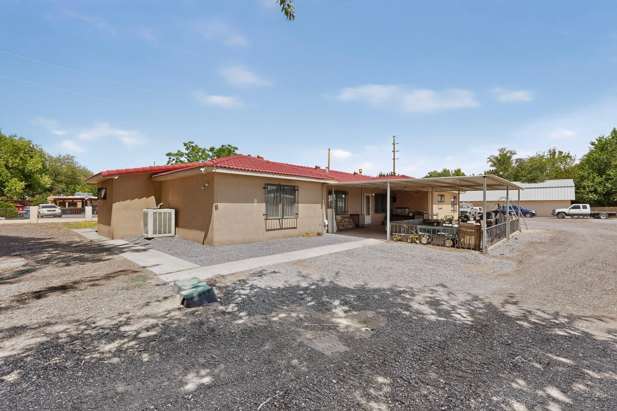 Photo 15 — 201 Sichler Road SW