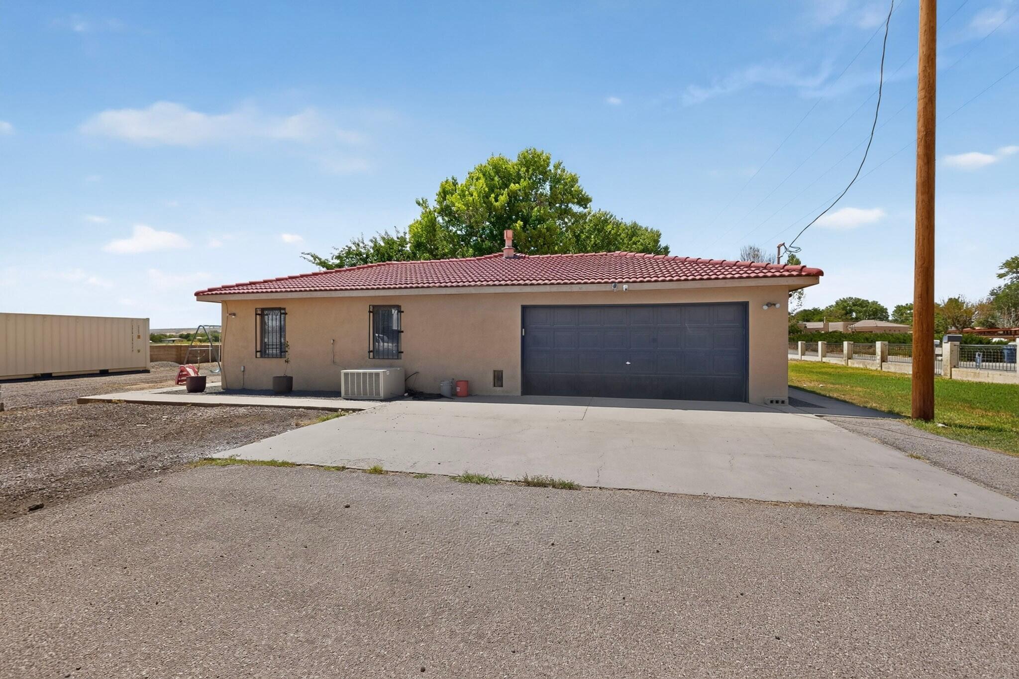 Photo 8 — 201 Sichler Road SW