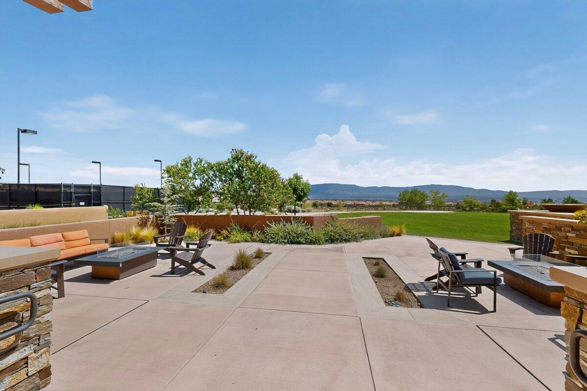 Photo 4 — 9015 E Wind Caves Way NW