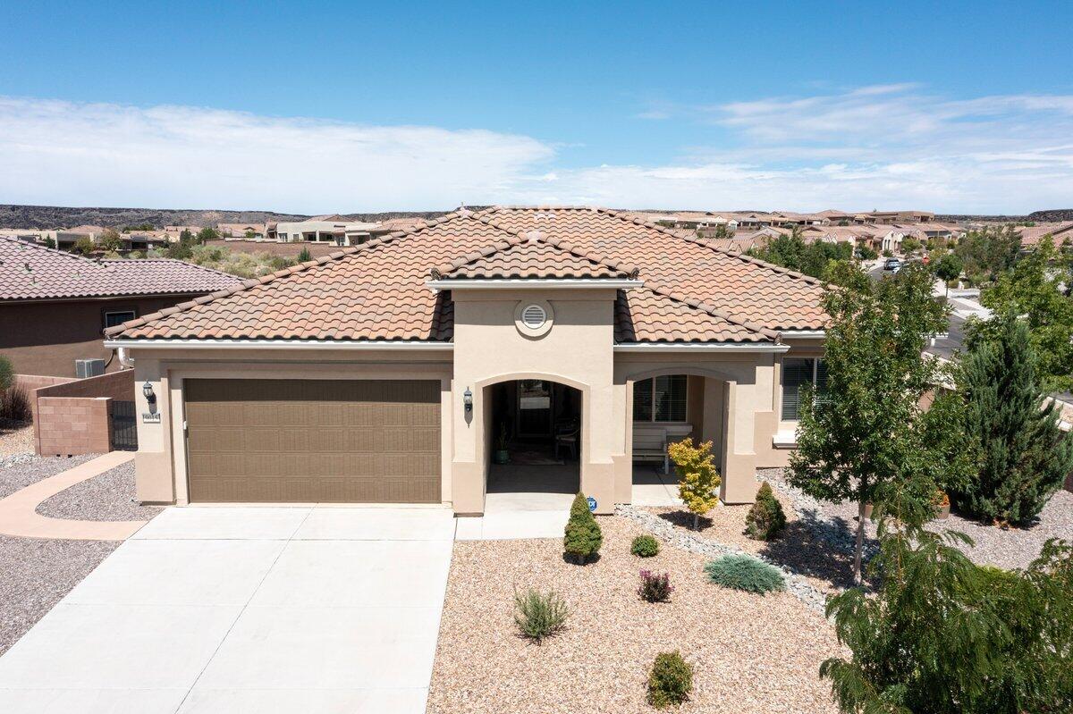 Photo 17 — 9015 E Wind Caves Way NW