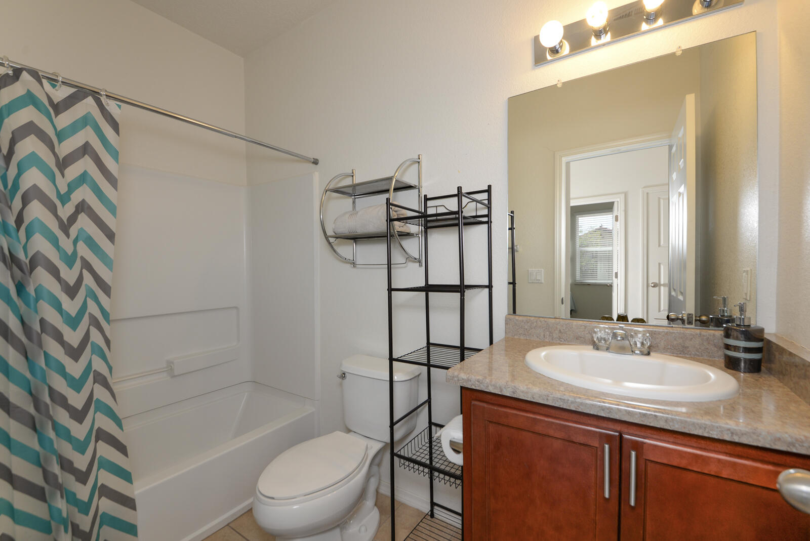 Photo 15 — 601 Menaul Boulevard NE UNIT 2201
