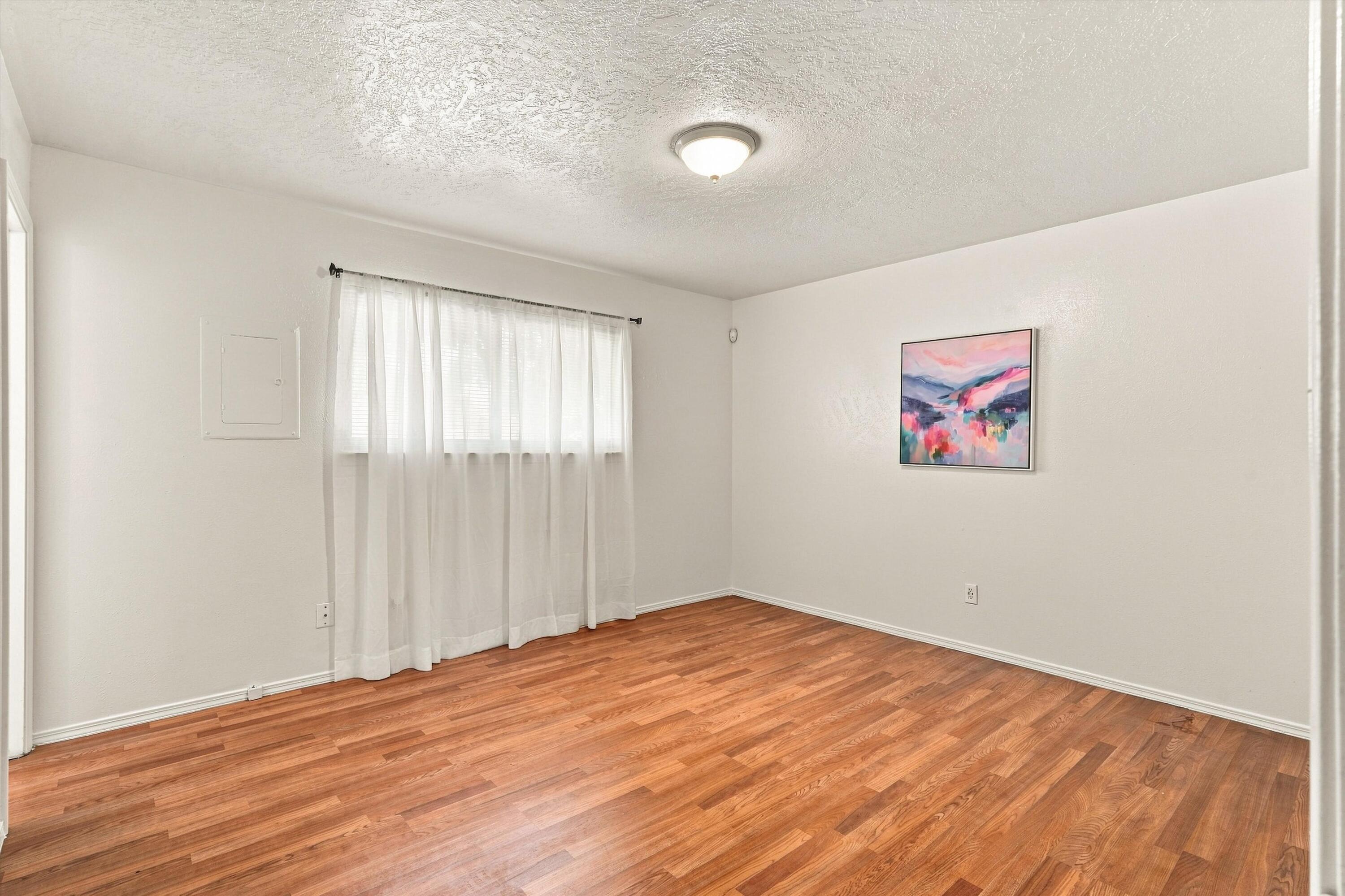 Photo 13 — 1913 Adonis Court NE