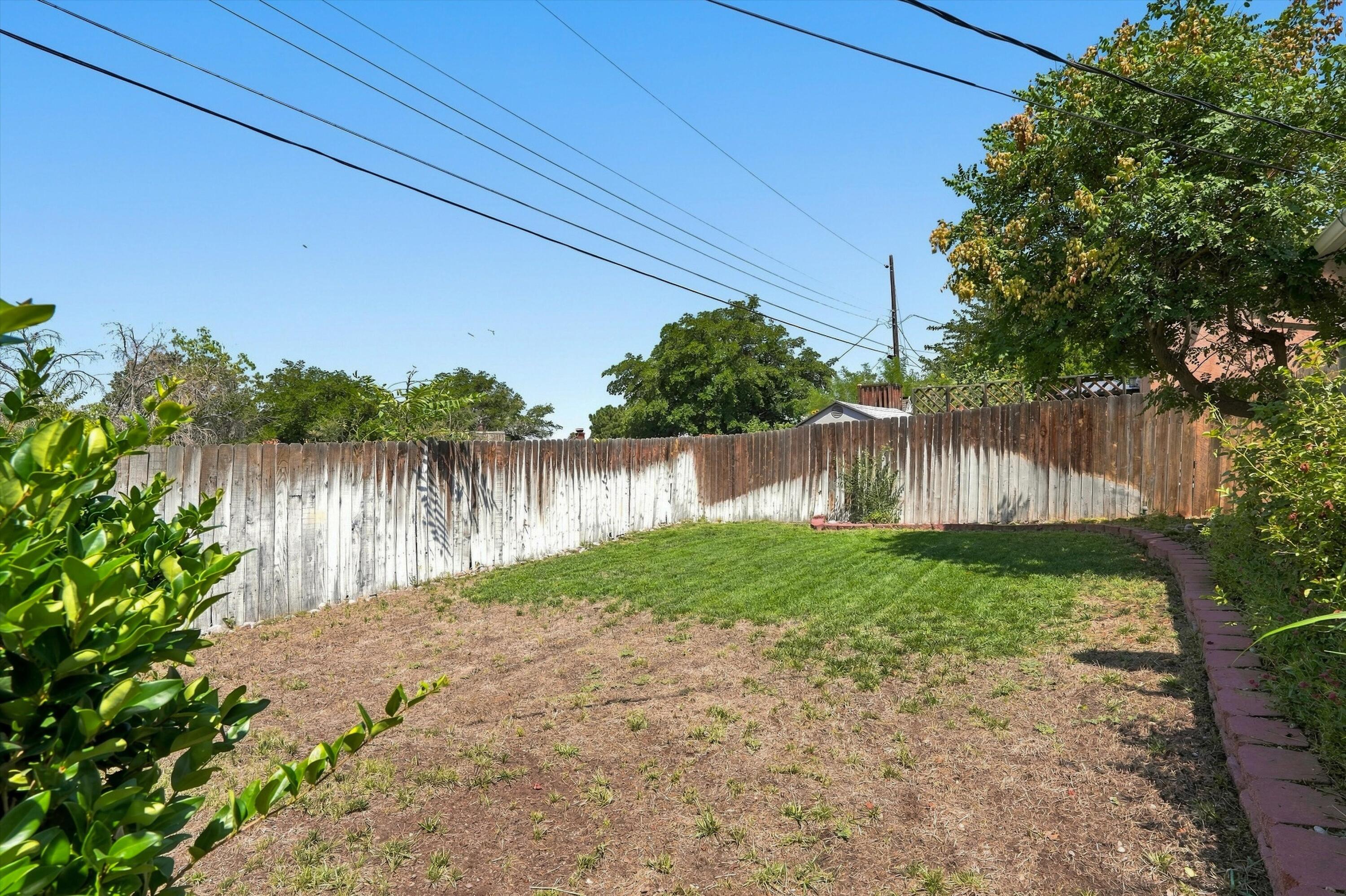 Photo 5 — 1913 Adonis Court NE