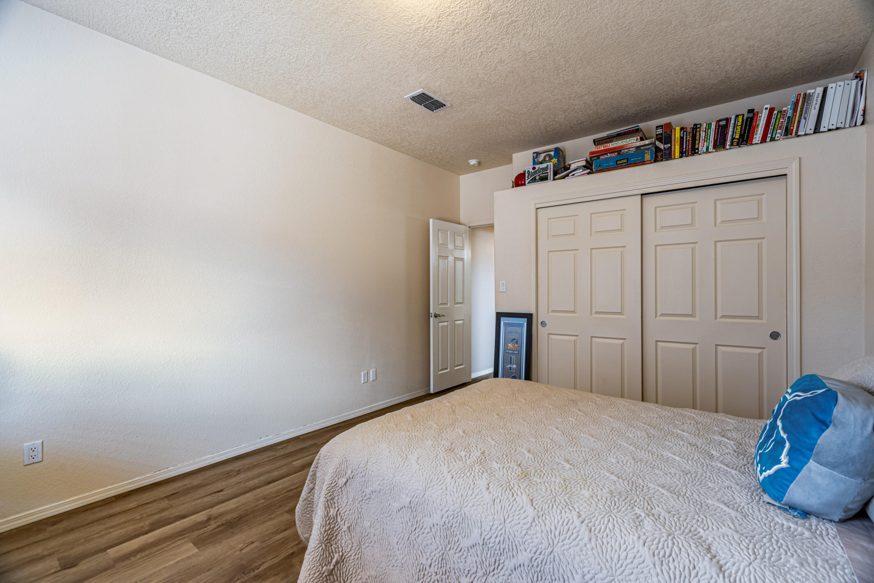 Photo 9 — 2301 Arroyo Falls Street NW
