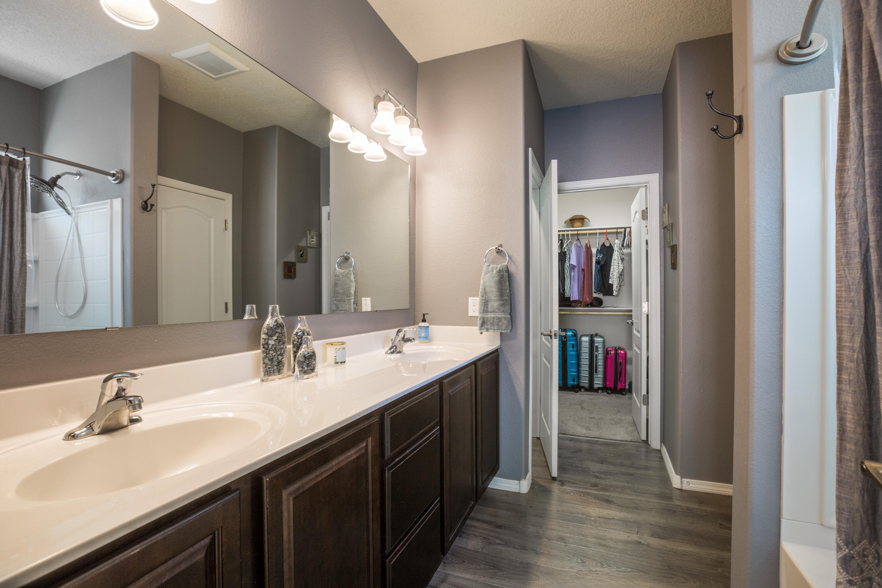 Photo 18 — 9528 Andesite Drive NW