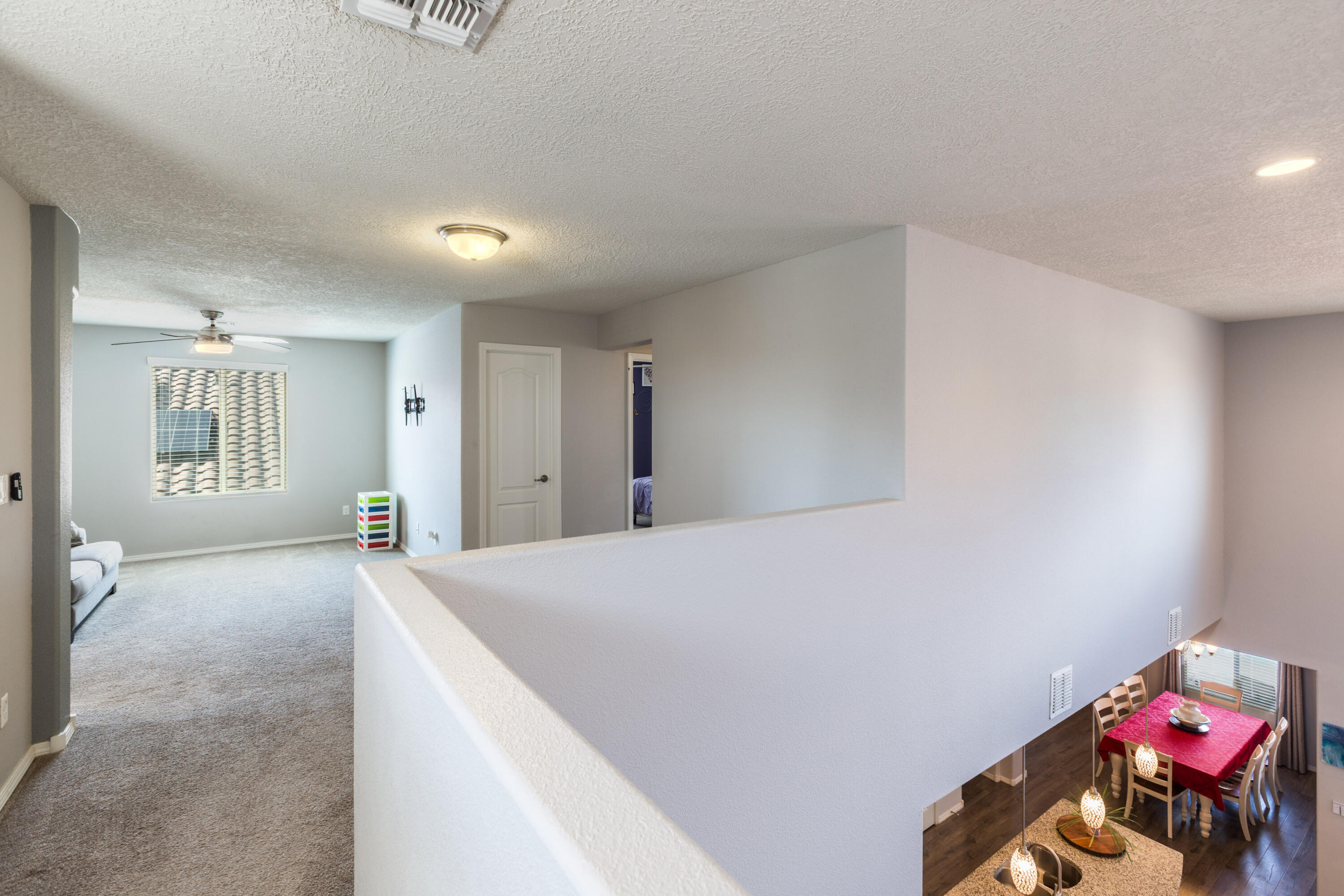 Photo 17 — 9528 Andesite Drive NW