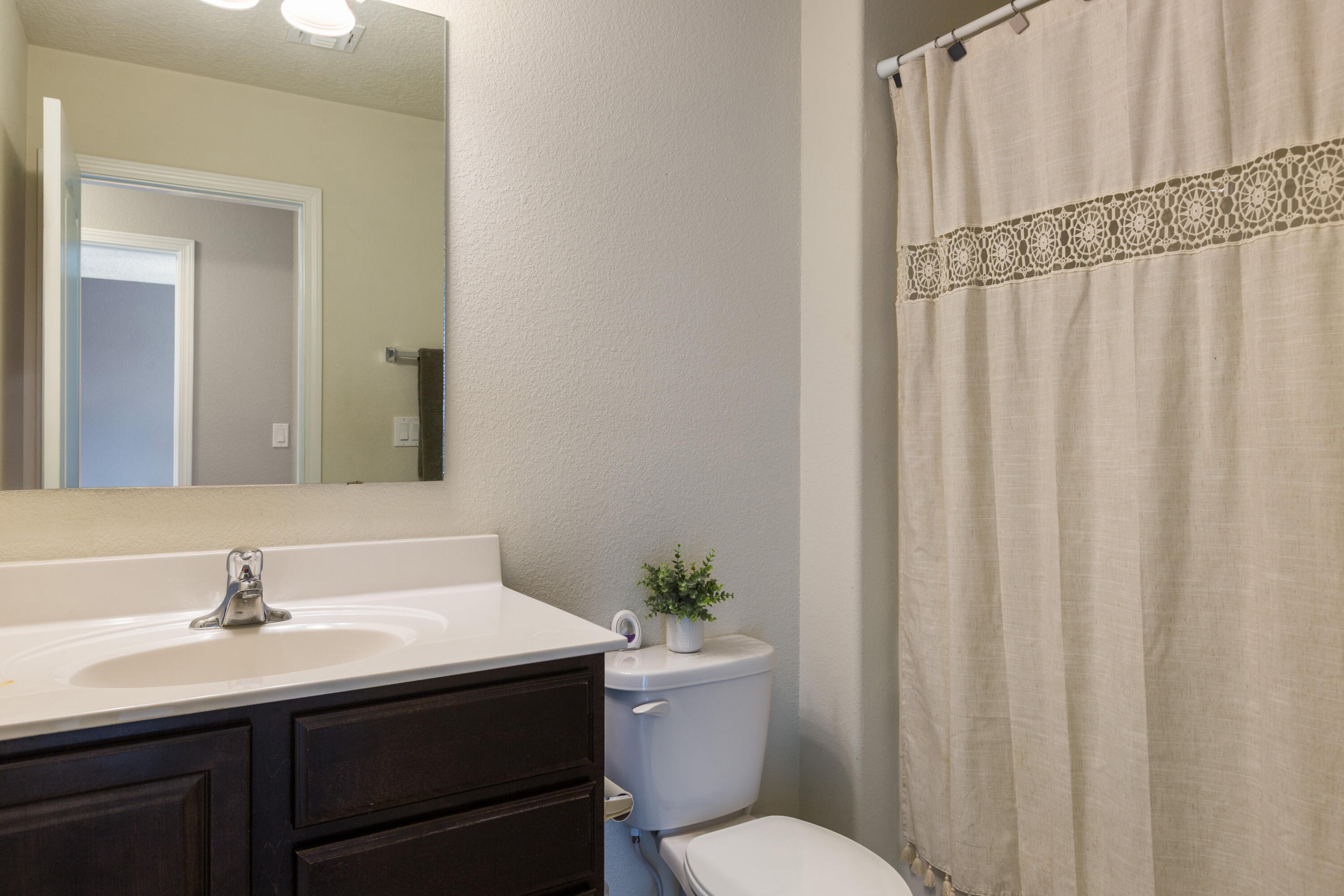 Photo 12 — 9528 Andesite Drive NW